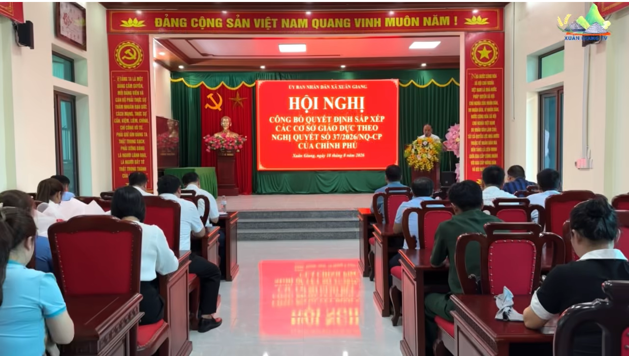 XÃ XUÂN GIANG CÔNG BỐ QUYẾT ĐỊNH SẮP XẾP NHÂN SỰ TRƯỜNG PTDTBT TH&THCS NÀ KHƯƠNG
