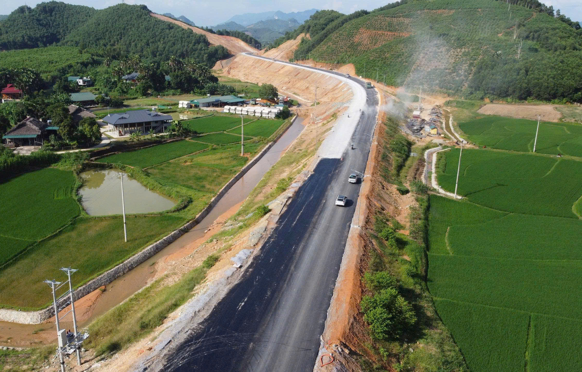 Làm sạch dữ liệu đất đai, tháo gỡ điểm nghẽn phát triển