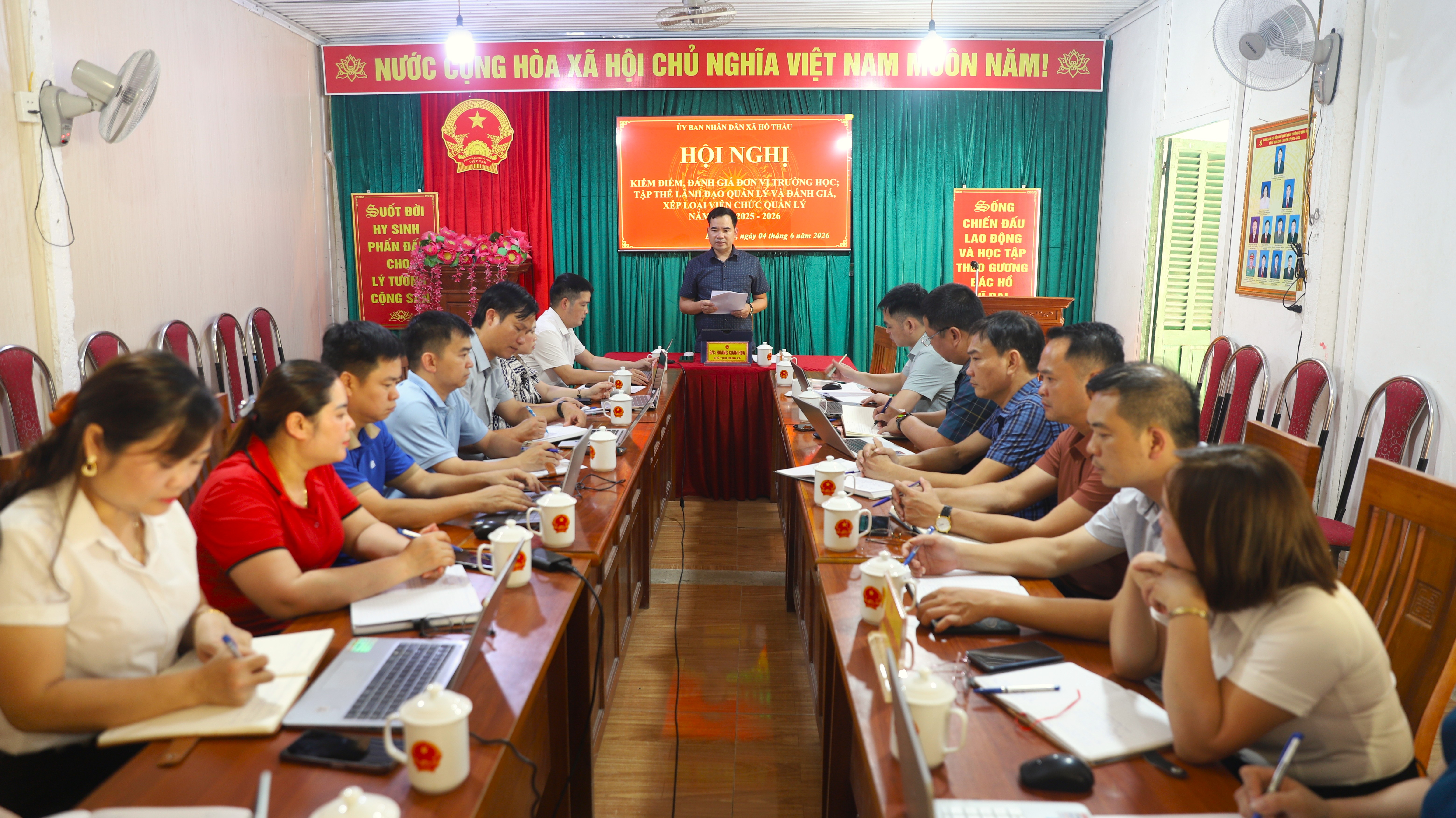 HỘI NGHỊ KIỂM ĐIỂM, ĐÁNH GIÁ ĐƠN VỊ TRƯỜNG HỌC VÀ XẾP LOẠI VIÊN CHỨC QUẢN LÝ NĂM HỌC 2025 – 2026