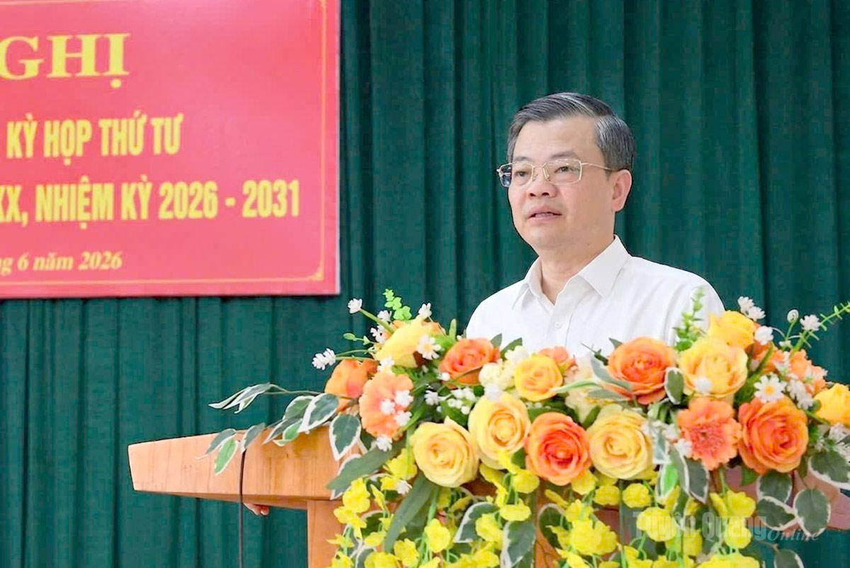 Chủ tịch HĐND tỉnh Nguyễn Văn Sơn tiếp xúc cử tri trước Kỳ họp thứ tư HĐND tỉnh