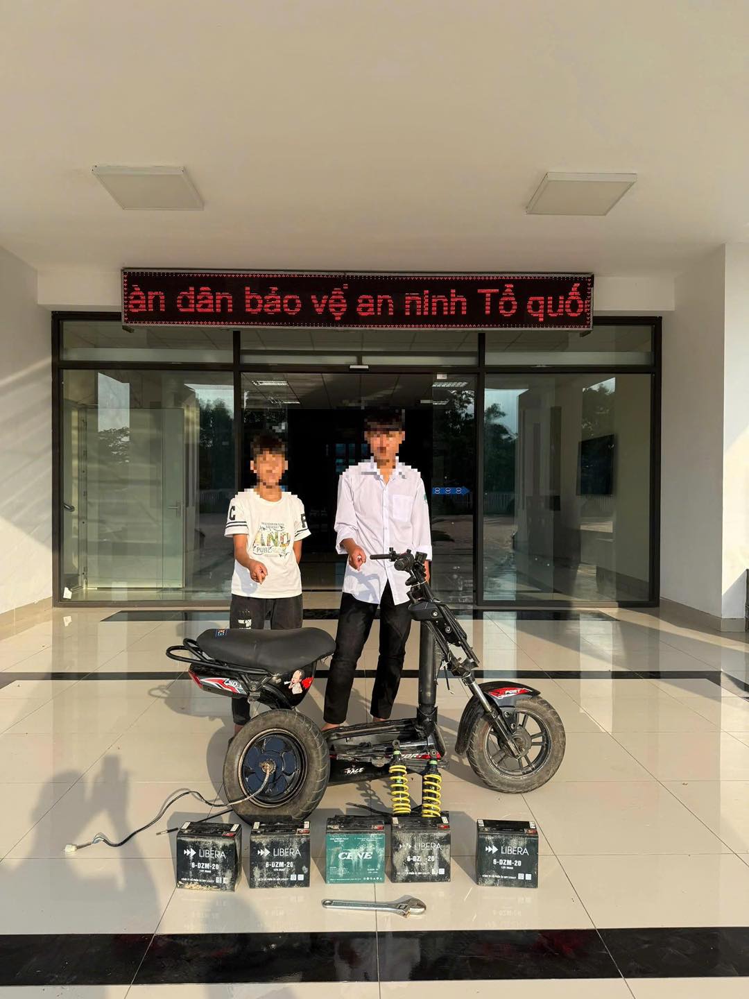 NHANH CHÓNG LÀM RÕ 02 THIẾU NIÊN TRỘM CẮP TÀI SẢN