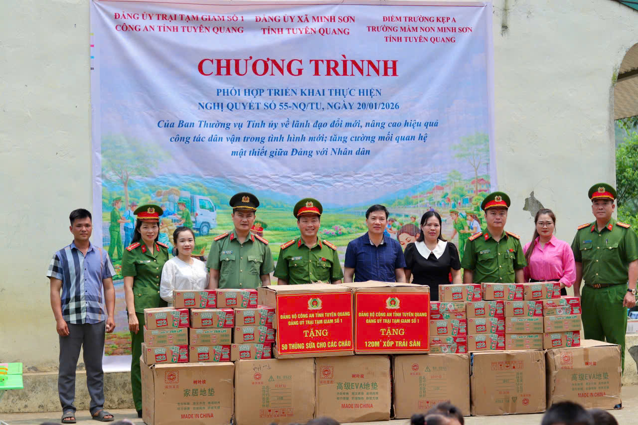 HƯỚNG VỀ CƠ SỞ, TĂNG CƯỜNG MỐI LIÊN HỆ MẬT THIẾT GIỮA ĐẢNG VỚI NHÂN DÂN