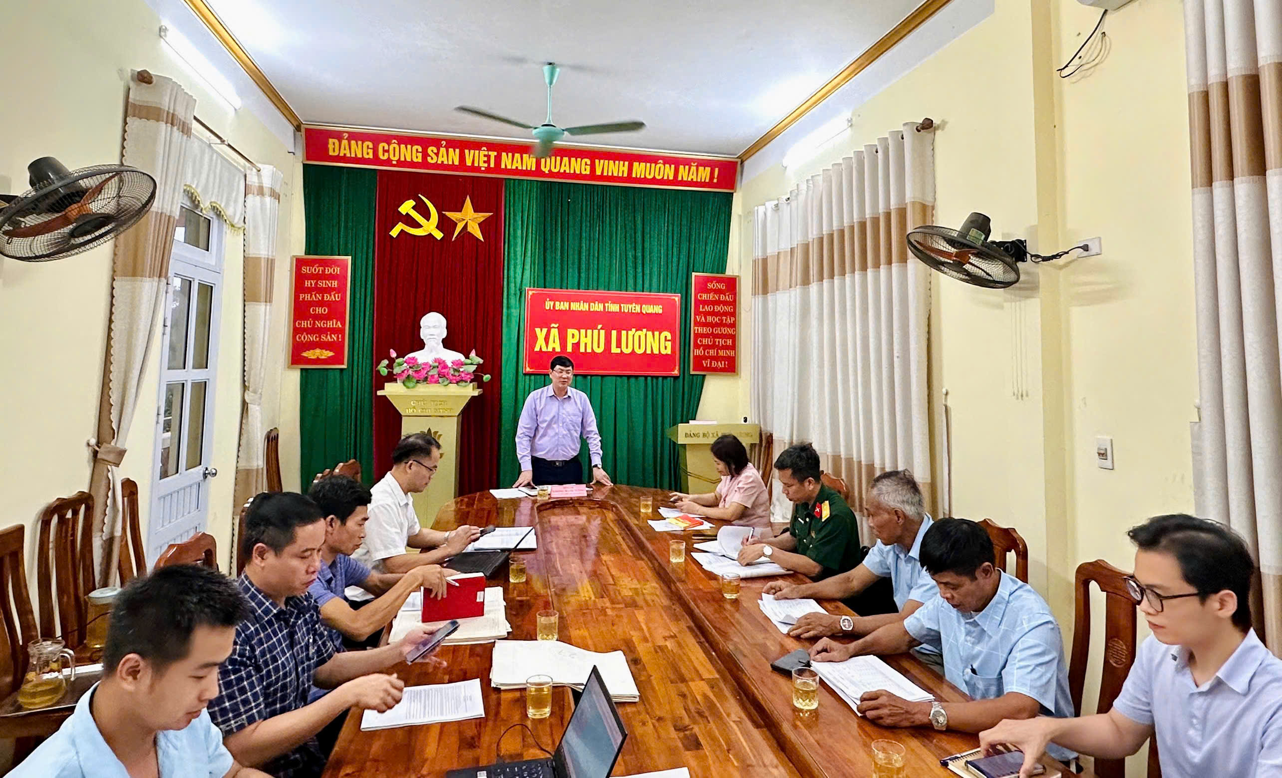 XÃ PHÚ LƯƠNG HỌP XÉT BỒI THƯỜNG, HỖ TRỢ VÀ TÁI ĐỊNH CƯ DỰ ÁN KHU CÔNG NGHIỆP TAM ĐA