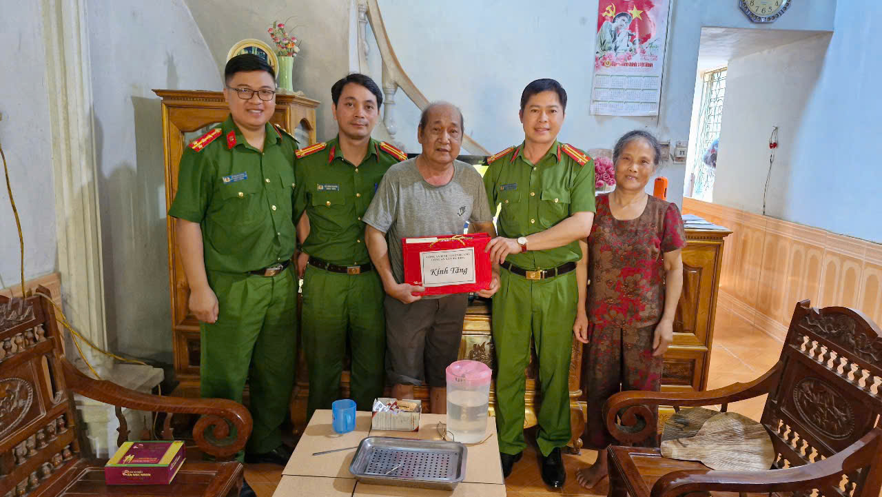 CÔNG AN XÃ THÁI HOÀ TỔ CHỨC CÁC HOẠT ĐỘNG THIẾT THỰC TRI ÂN NGÀY THƯƠNG BINH - LIỆT SĨ 