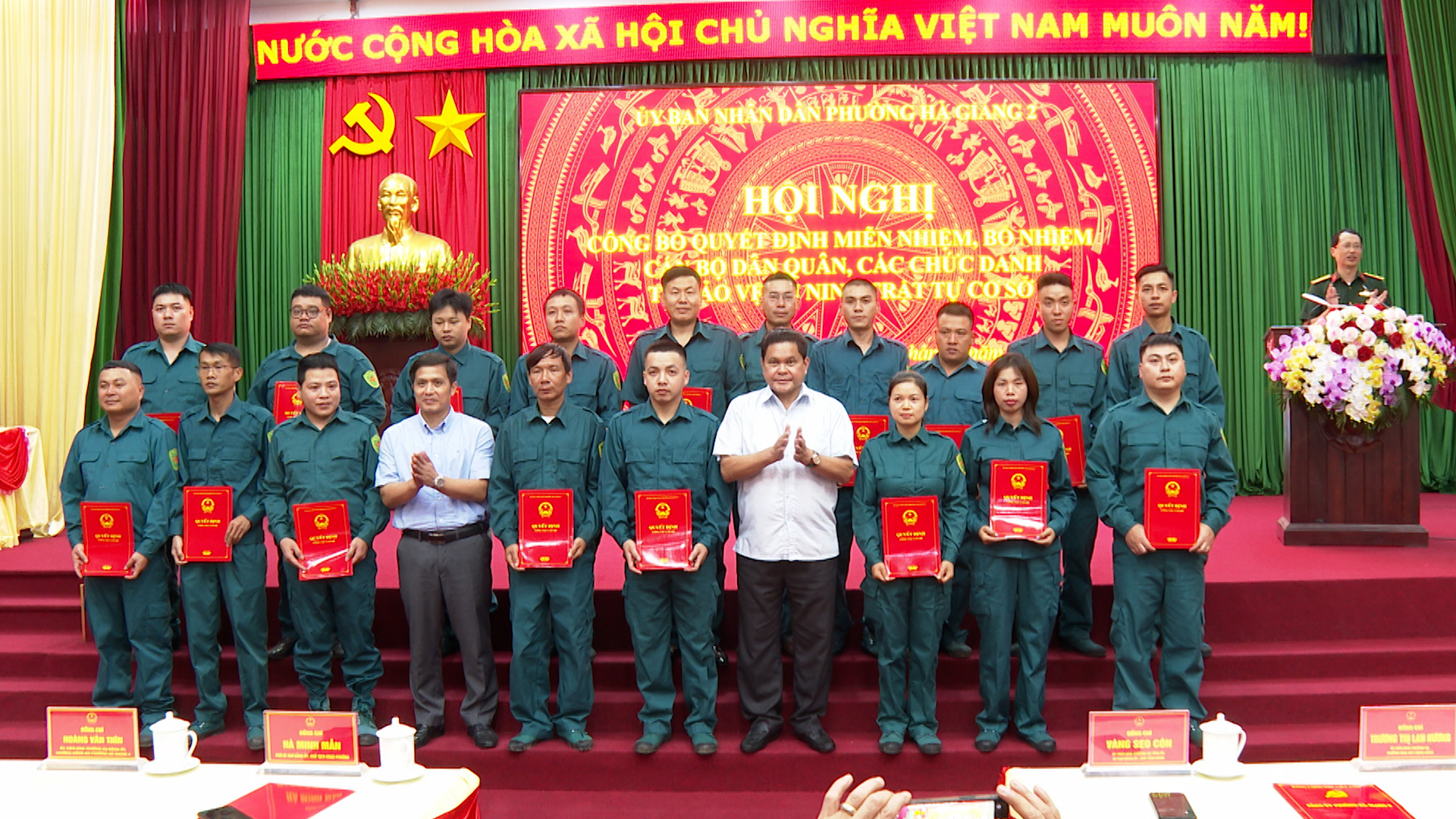 Hội nghị công bố Quyết định về công tác cán bộ Dân quân và lực lượng tham gia bảo vệ an ninh, trật tự ở cơ sở