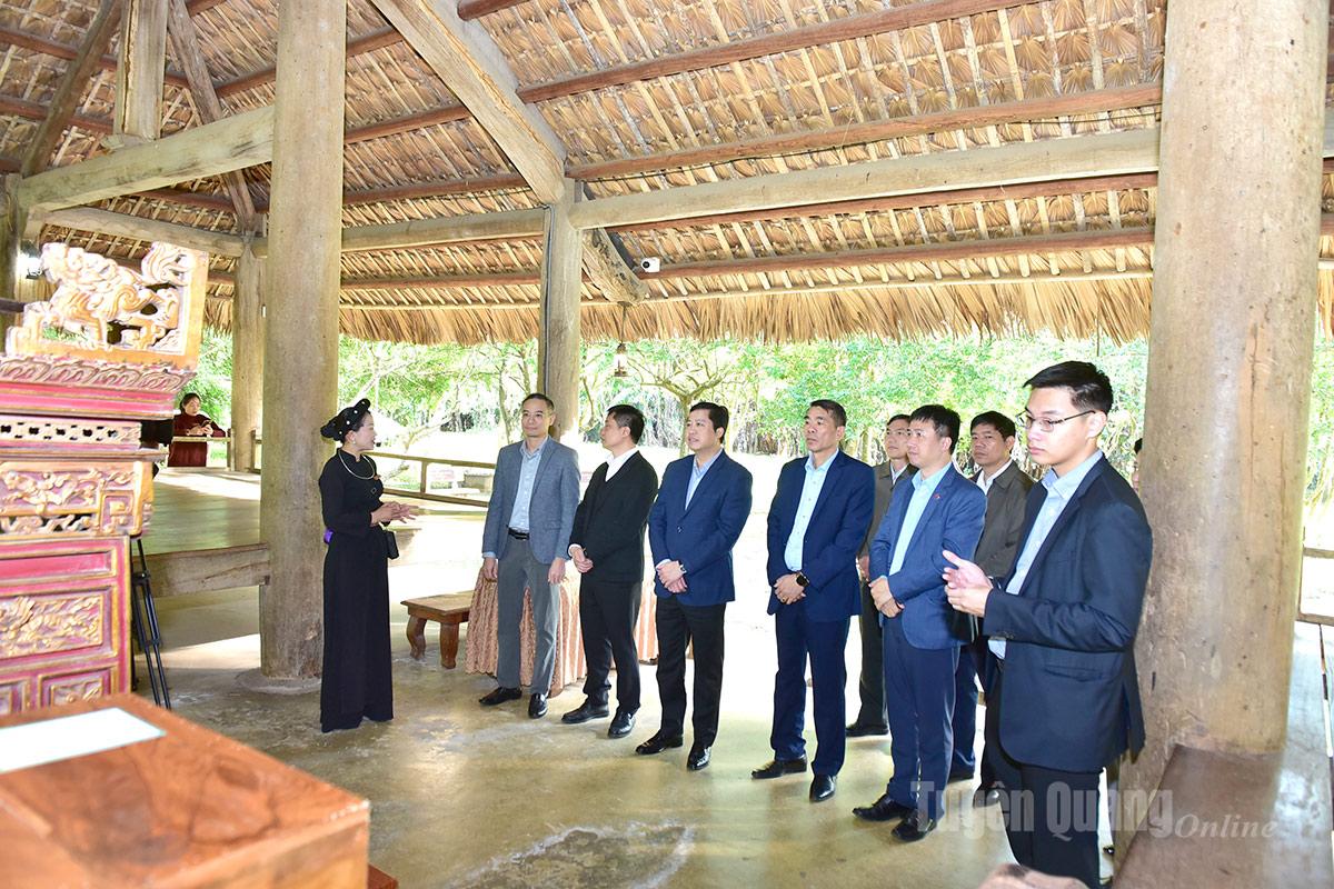 Đoàn công tác Thanh tra Chính phủ về nguồn tại Khu di tích Quốc gia đặc biệt Tân Trào