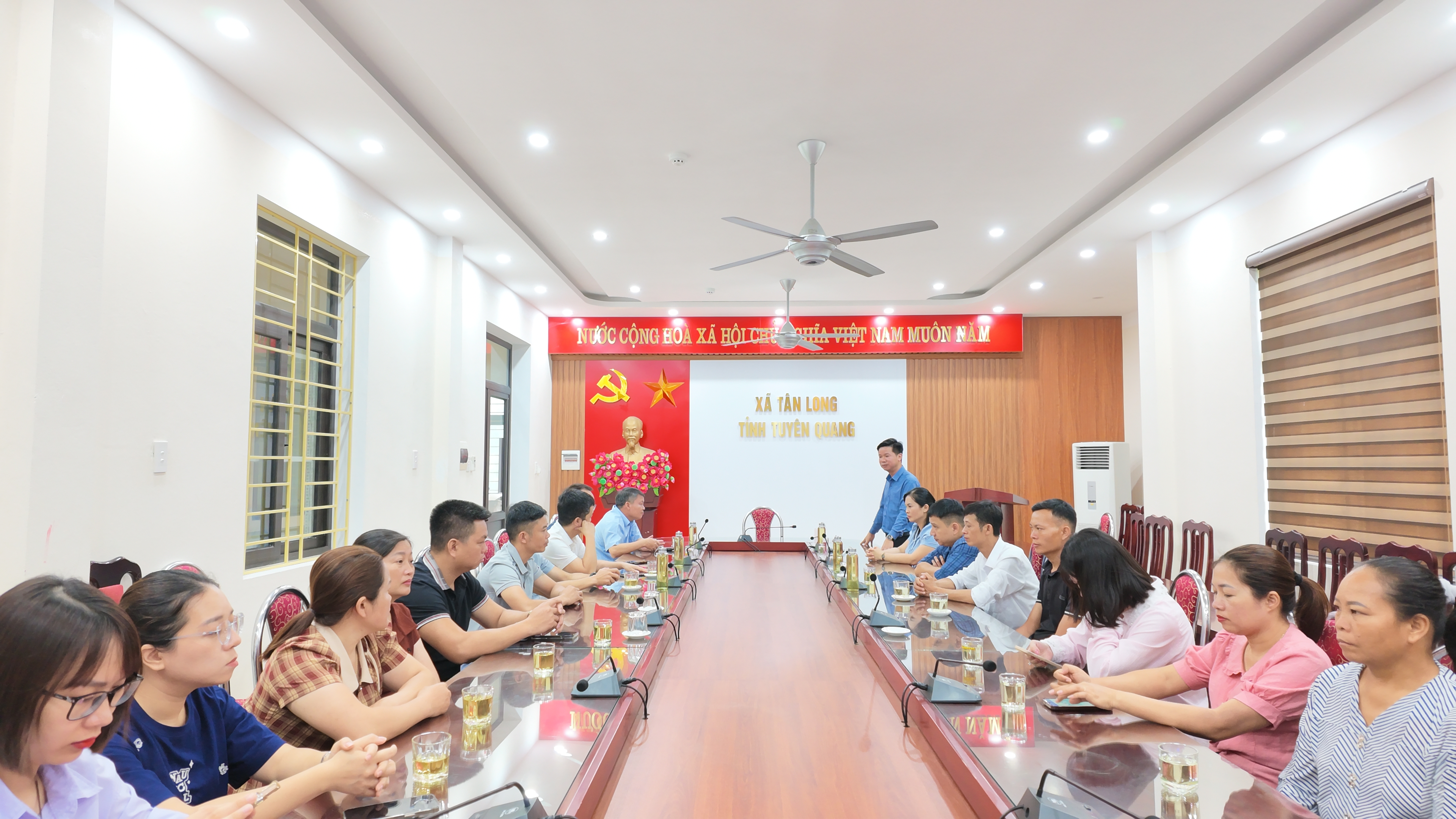 T&acirc;n Long 2.JPG