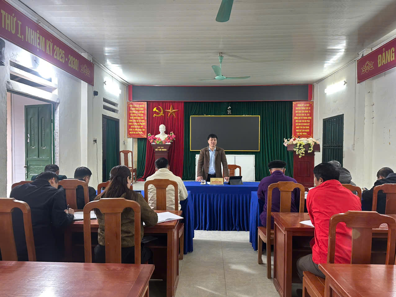 ĐẢNG UỶ XÃ KHUÔN LÙNG LÀM VIỆC VỚI UBND XÃ CHUẨN BỊ LỄ HỘI ĐÌNH MƯỜNG, XUÂN BÍNH NGỌ NĂM 2026