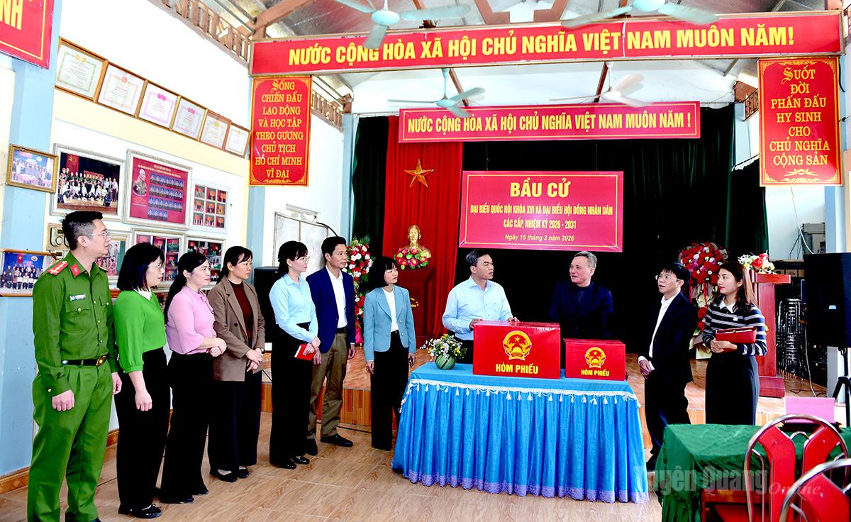 Phó Bí thư Tỉnh ủy, Chủ tịch Ủy ban MTTQ Việt Nam tỉnh Ma Thế Hồng: Các xã chuẩn bị chu đáo mọi điều kiện để Ngày bầu cử diễn ra thành công tốt đẹp