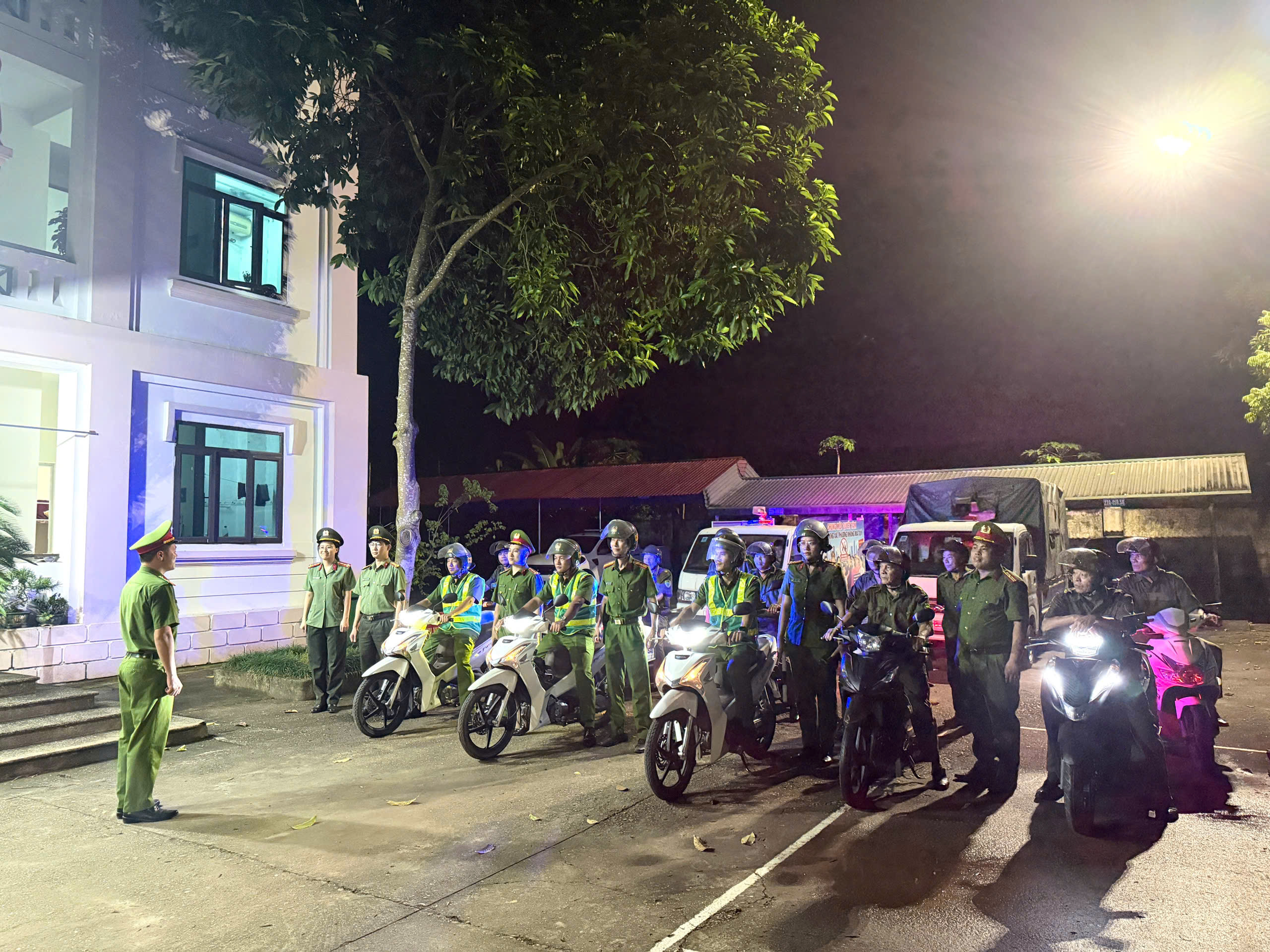 CÔNG AN PHƯỜNG AN TƯỜNG RA QUÂN BẢO ĐẢM AN NINH, TRẬT TỰ, AN TOÀN DỊP QUỐC KHÁNH 2/9 VÀ LỄ HỘI THÀNH TUYÊN NĂM 2026