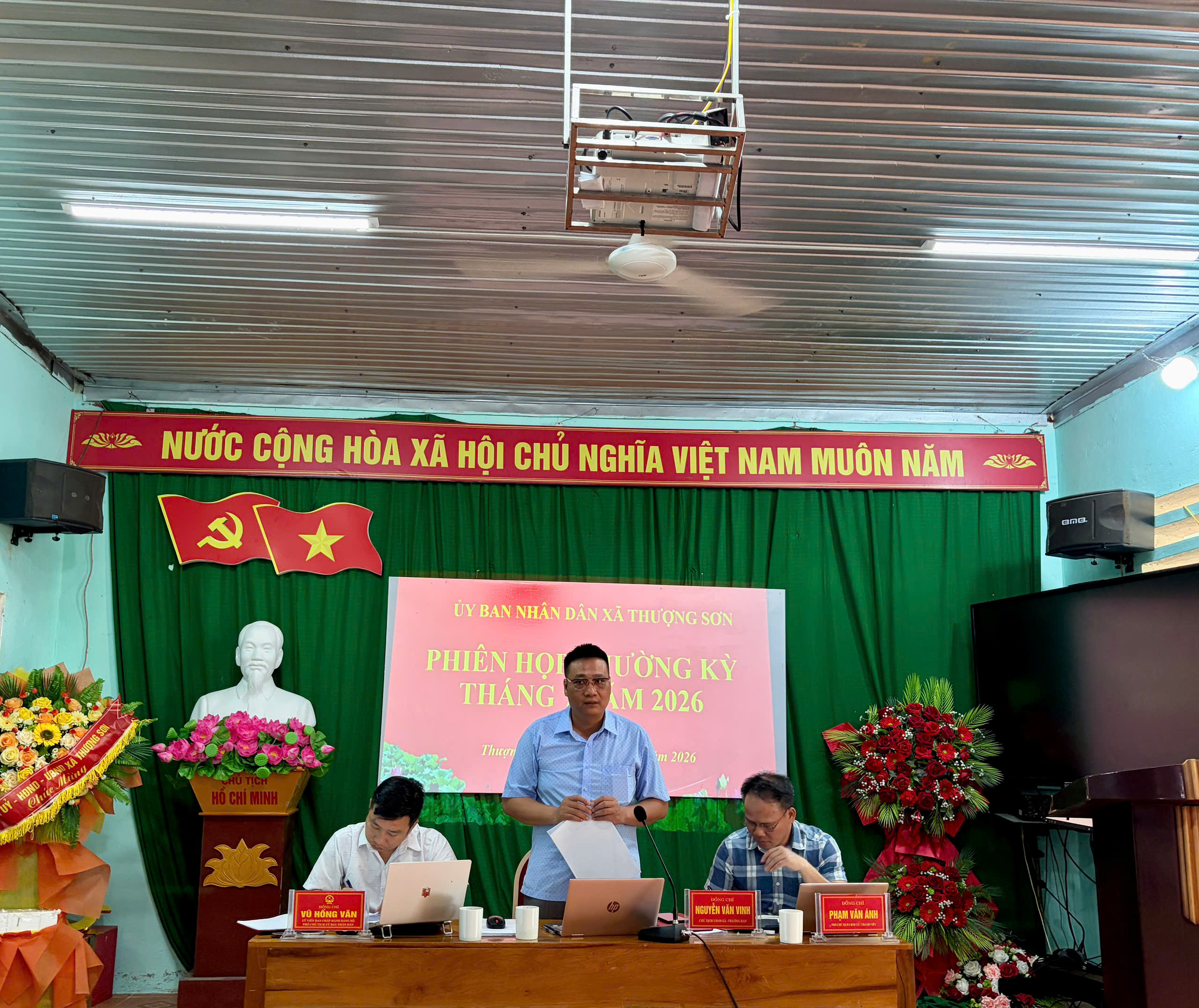 UỶ BAN NHÂN DÂN XÃ THƯỢNG SƠN TỔ CHỨC PHIÊN HỌP THƯỜNG KỲ THÁNG 7 NĂM 2026