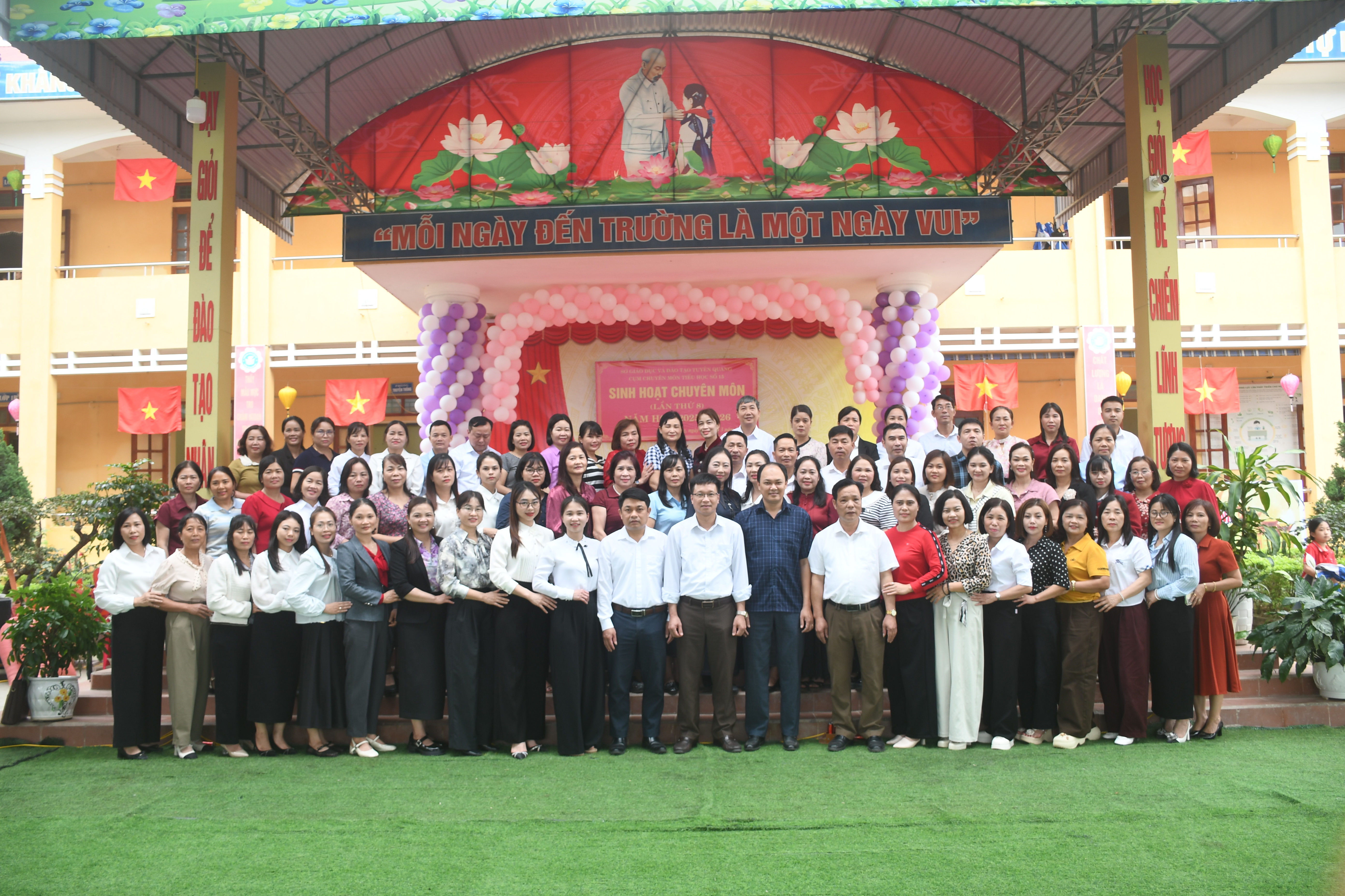 SINH HOẠT CHUYÊN MÔN CỤM 15 LẦN THỨ 8 “ĐỔI MỚI – SÁNG TẠO – KẾT NỐI”