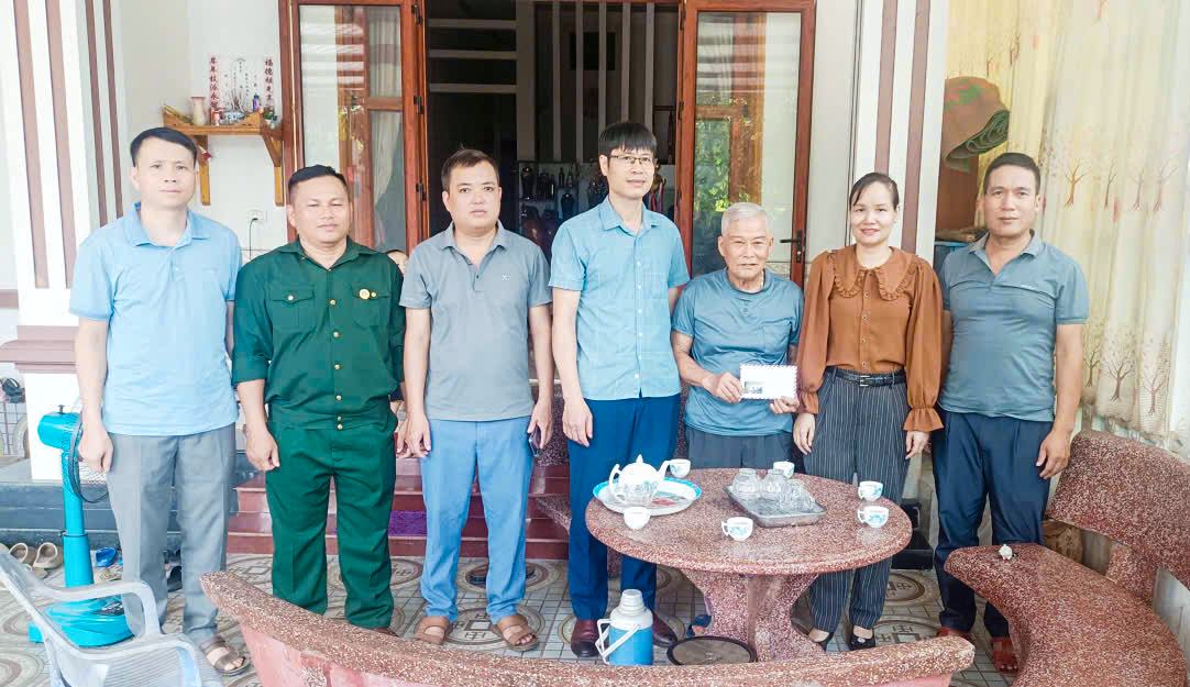 (Quang Bình - Tuyên Quang) ẤM ÁP TÌNH CẢM – CHUNG TAY CHĂM LO NẠN NHÂN CHẤT ĐỘC DA CAM/DIOXIN