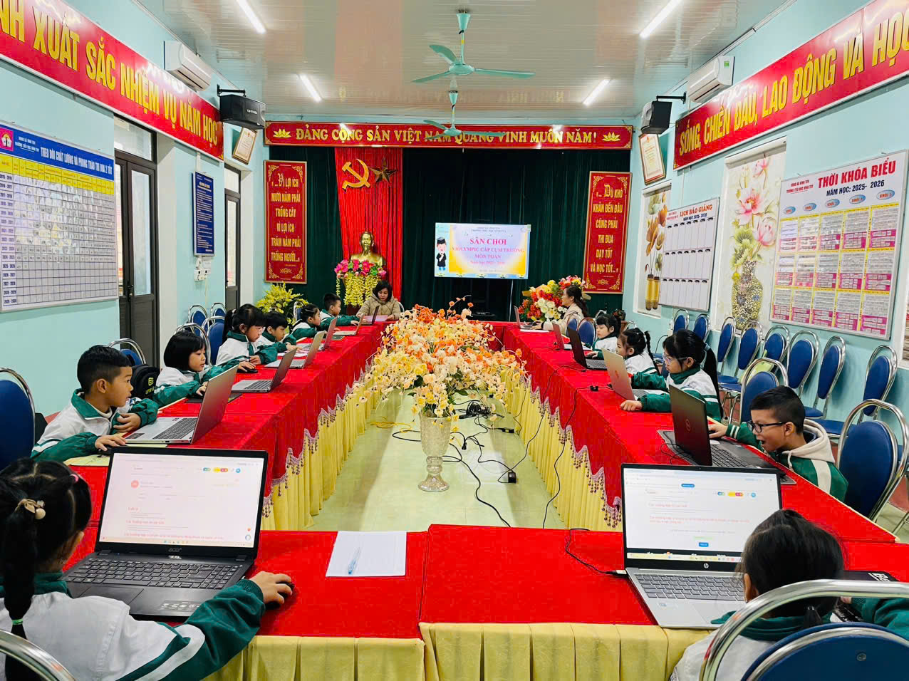 Trường Tiểu học Vĩnh Tuy, xã Vĩnh Tuy tổ chức sân chơi Violympic trên mạng internet cấp cụm trường năm học 2025-2026.