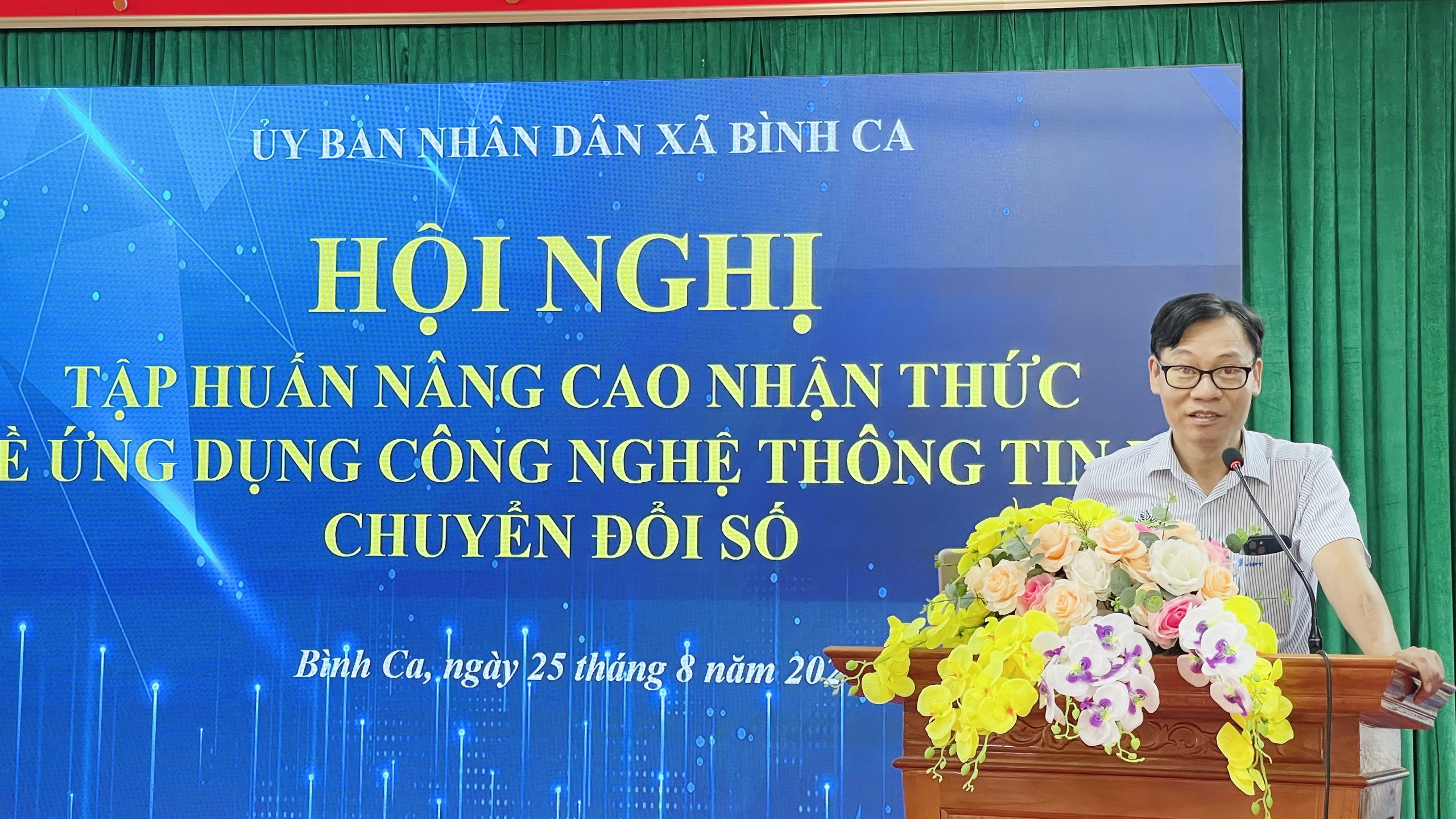 Bình Ca tập huấn nâng cao nhận thức về ứng dụng công nghệ thông tin và chuyển đổi số