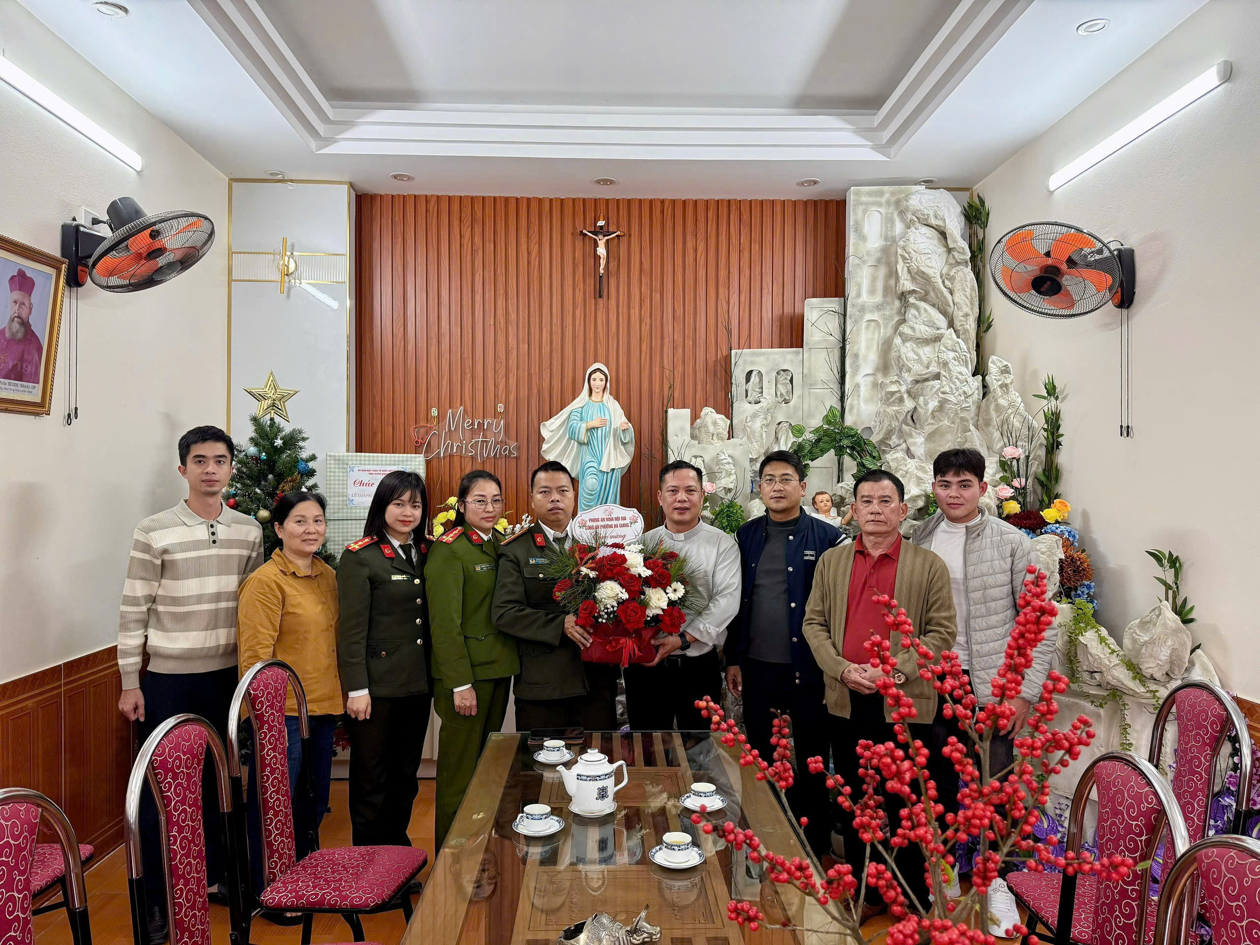 CHÚC MỪNG GIÁO XỨ THÁNH TÂM NHÂN DỊP LỄ NOEL