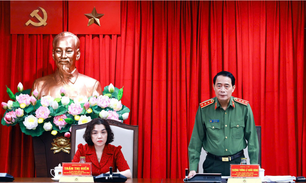 THÔNG QUA DỰ THẢO BÁO CÁO KẾT QUẢ GIÁM SÁT ĐỐI VỚI BAN THƯỜNG VỤ ĐẢNG UỶ CÔNG AN TRUNG ƯƠNG ĐỢT 1