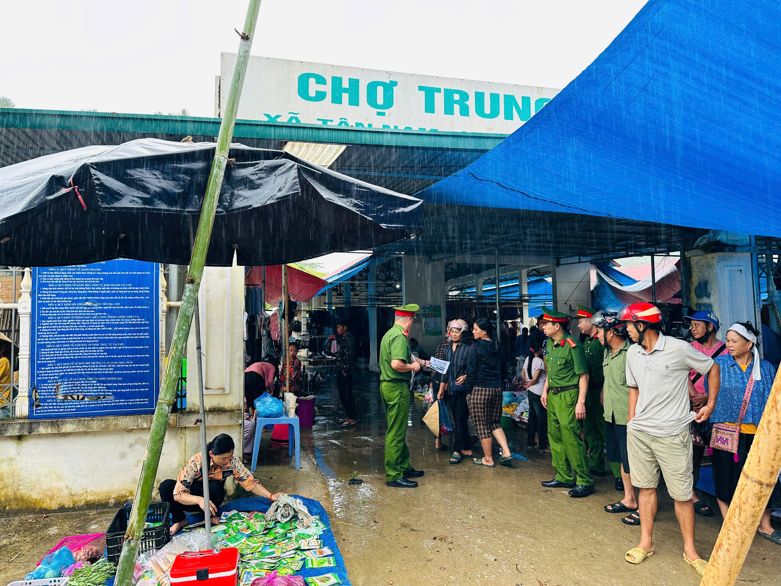 Công an xã Quang Bình đẩy mạnh công tác tuyên truyền pháp luật