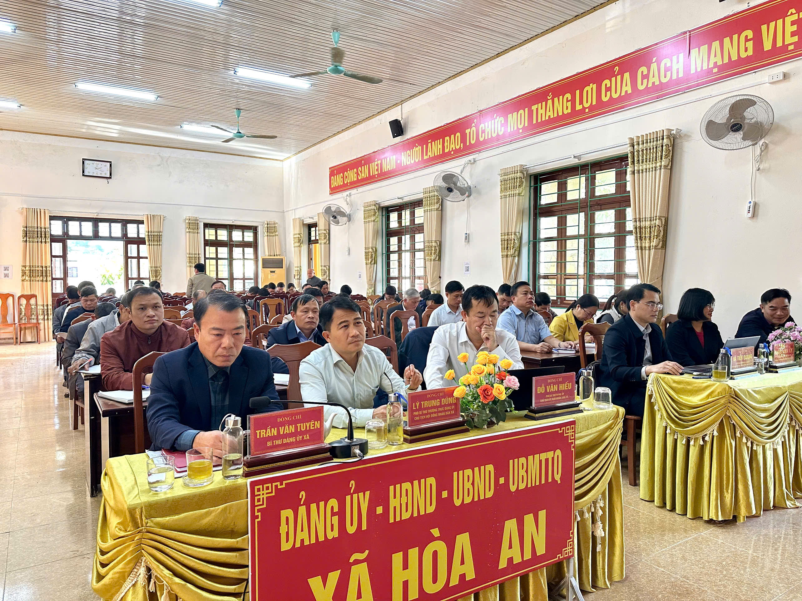 Đảng ủy xã Hòa An dự Hội nghị học tập, quán triệt, triển khai thực hiện văn bản của Trung ương Đảng, Ban Chỉ đạo Bầu cử tỉnh.