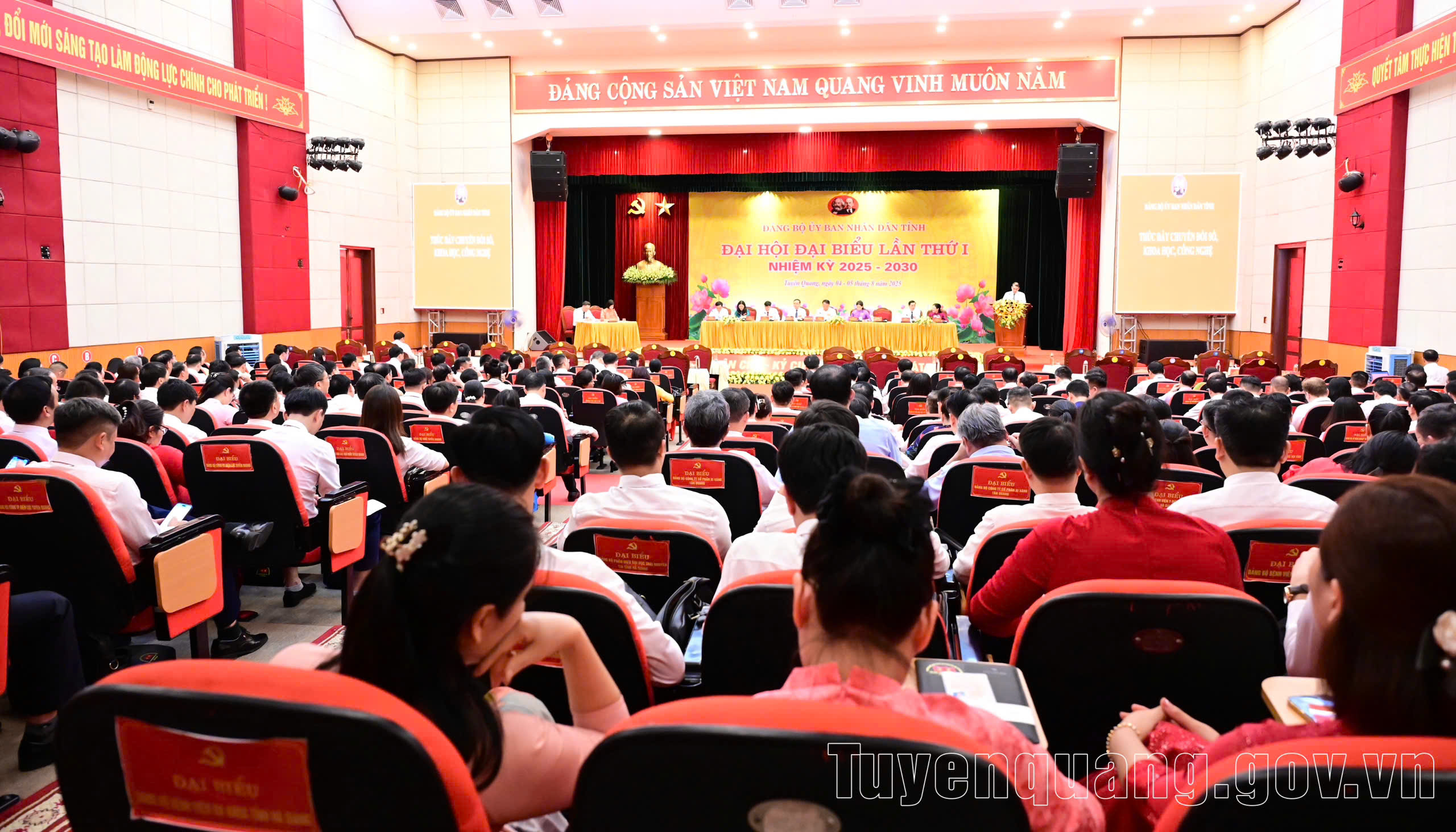 Phiên trù bị Đại hội đại biểu Đảng bộ UBND tỉnh nhiệm kỳ 2025-2030