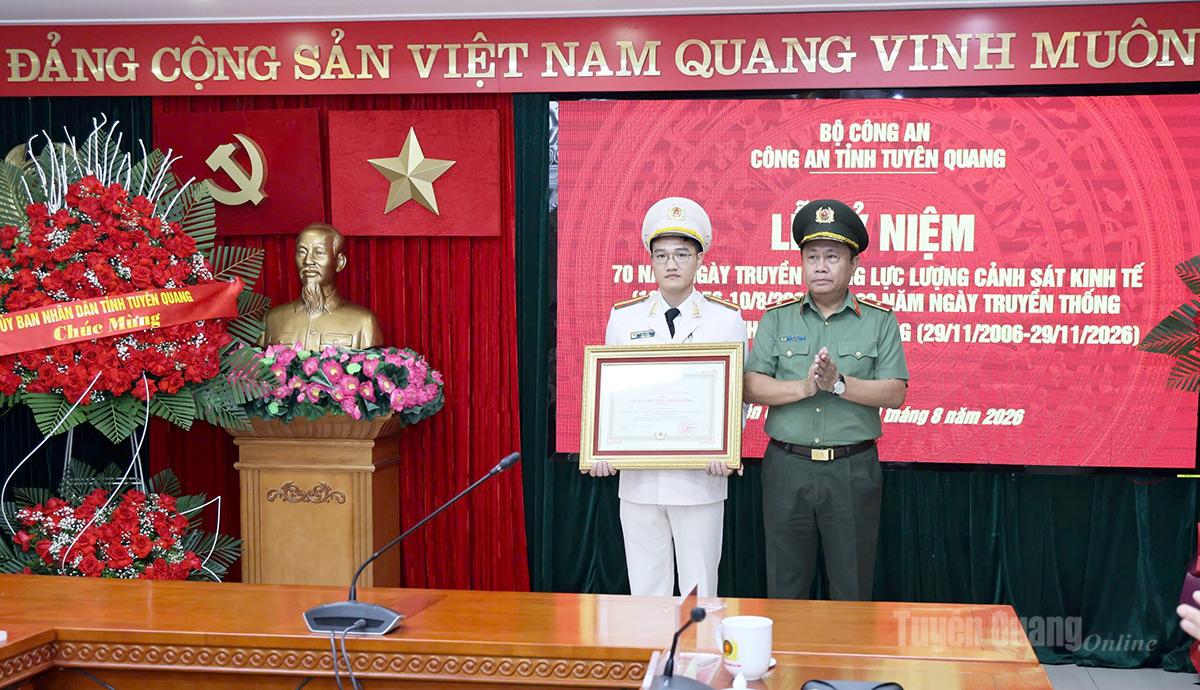 Công an tỉnh tổ chức kỷ niệm 70 năm Ngày truyền thống lực lượng Cảnh sát kinh tế