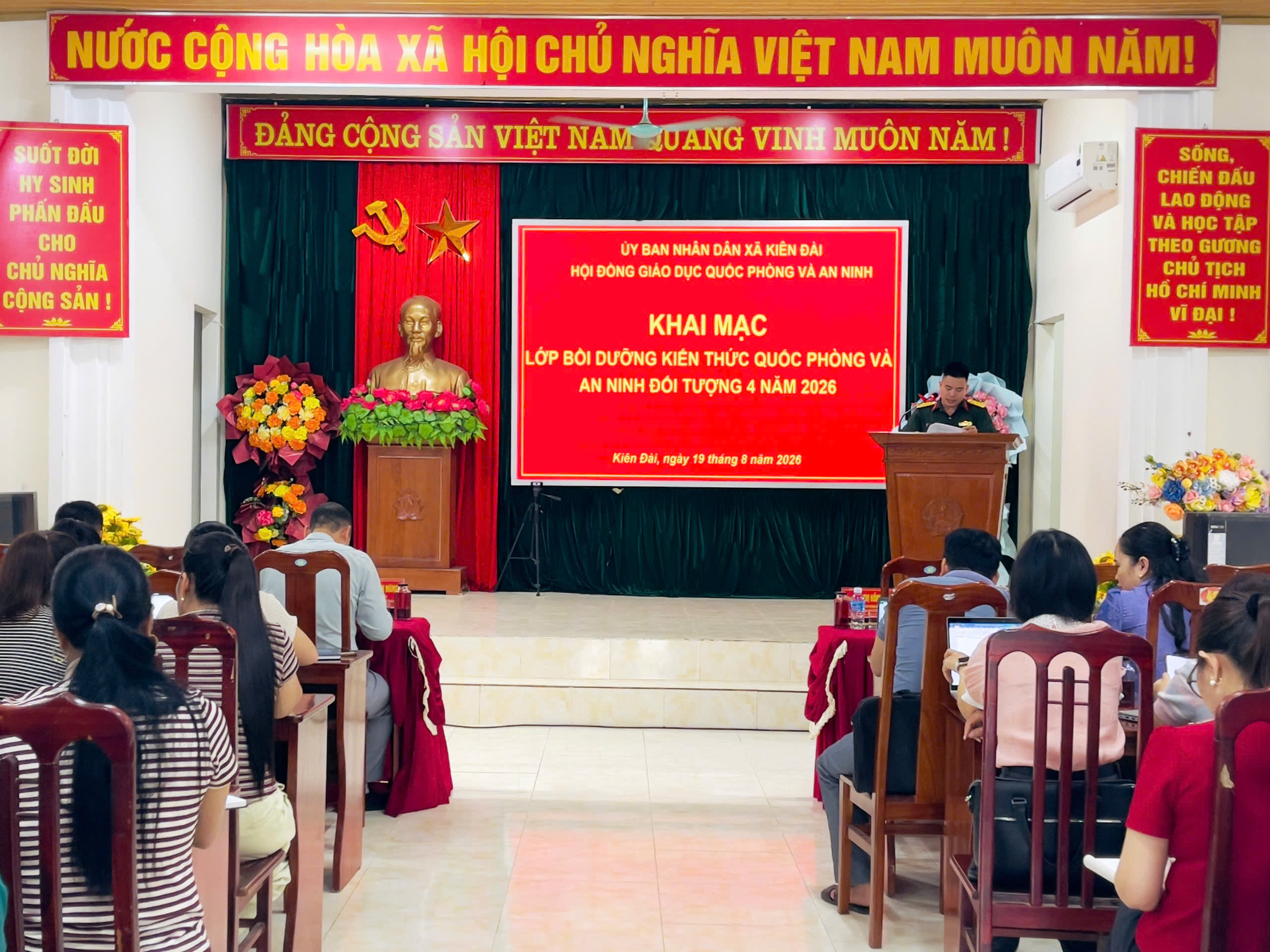 Kiên Đài: Mở lớp bồi dưỡng kiến thức Quốc phòng và An ninh cho 60 học viên đối tượng 4