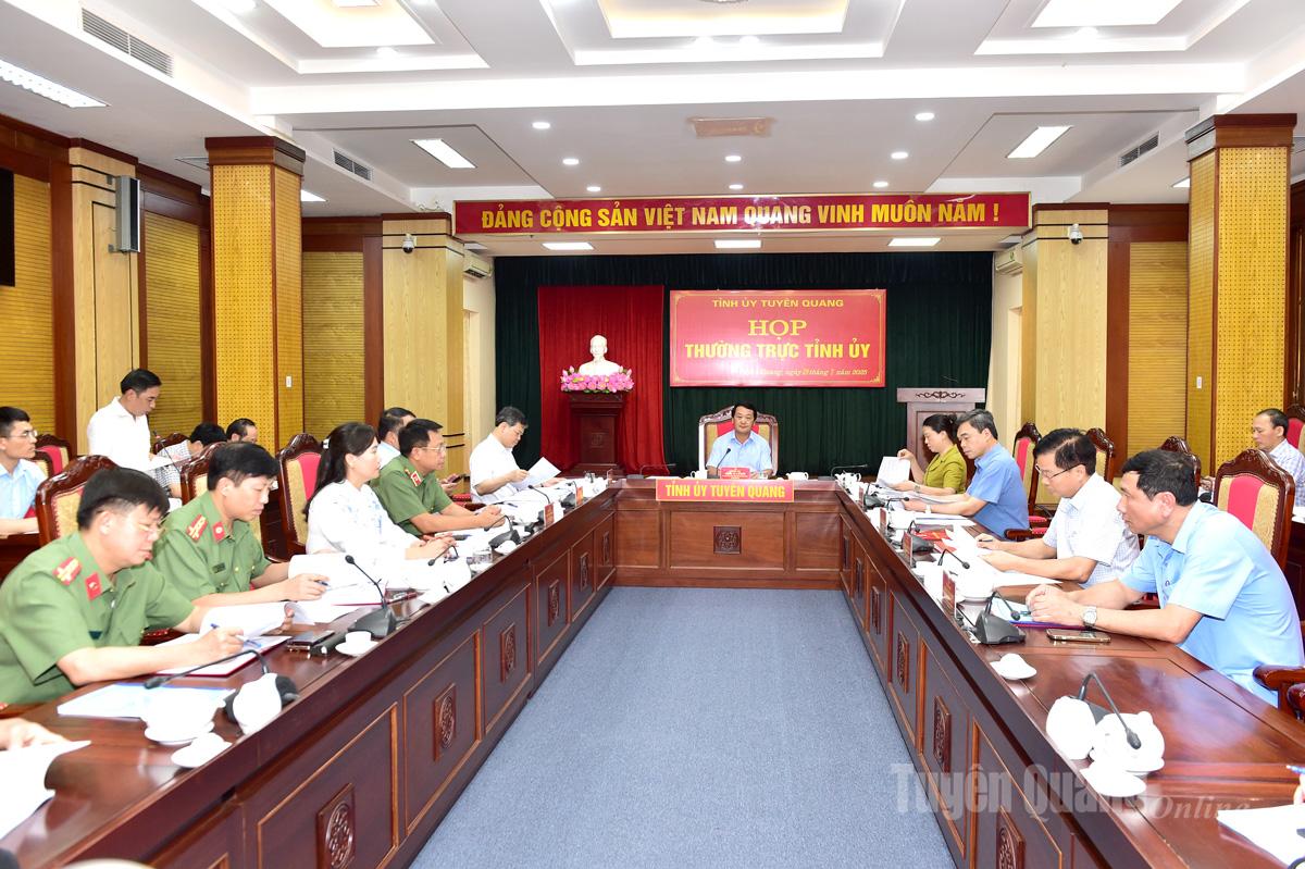 Thường trực Tỉnh ủy cho ý kiến vào Văn kiện trình Đại hội đại biểu các Đảng bộ trực thuộc