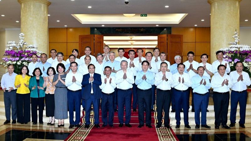 Bộ Chính trị cho ý kiến về công tác chuẩn bị Đại hội Đảng bộ các cơ quan Đảng Trung ương