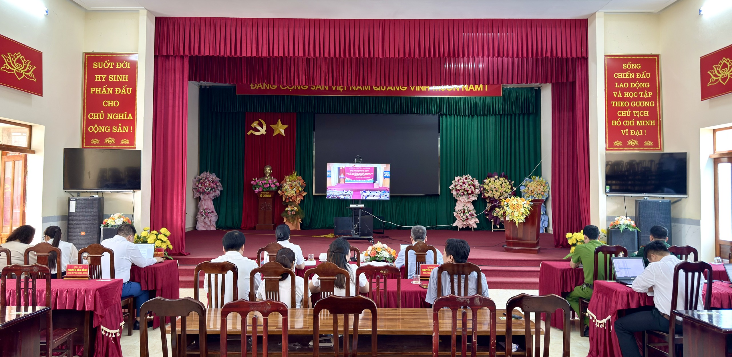 Xã Yên Phú tham dự phiên họp trực tuyến "Tổng kết công tác bầu cử đại biểu Quốc hội khóa XVI và đại biểu HĐND các cấp nhiệm kỳ 2026-2031 trên địa bàn tỉnh Tuyên Quang"