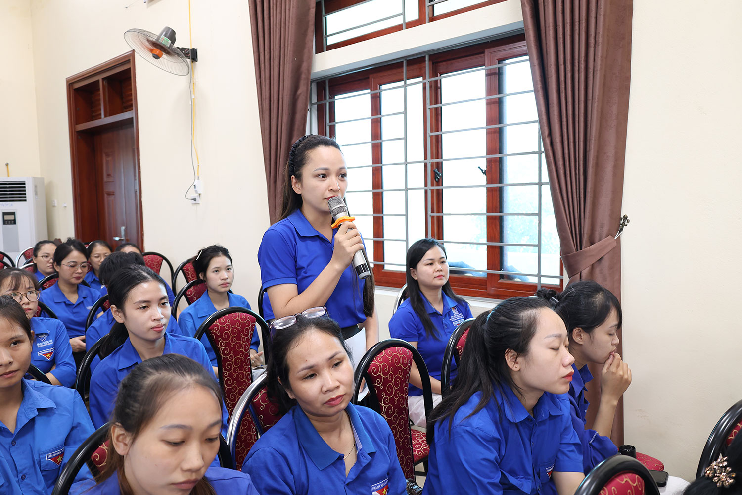 hn-doi-thoai-5.jpg