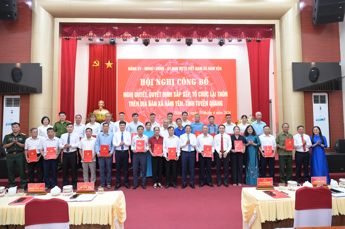 Hàm Yên tổ chức Hội nghị công bố Nghị quyết, Quyết định về sắp xếp, tổ chức lại các thôn