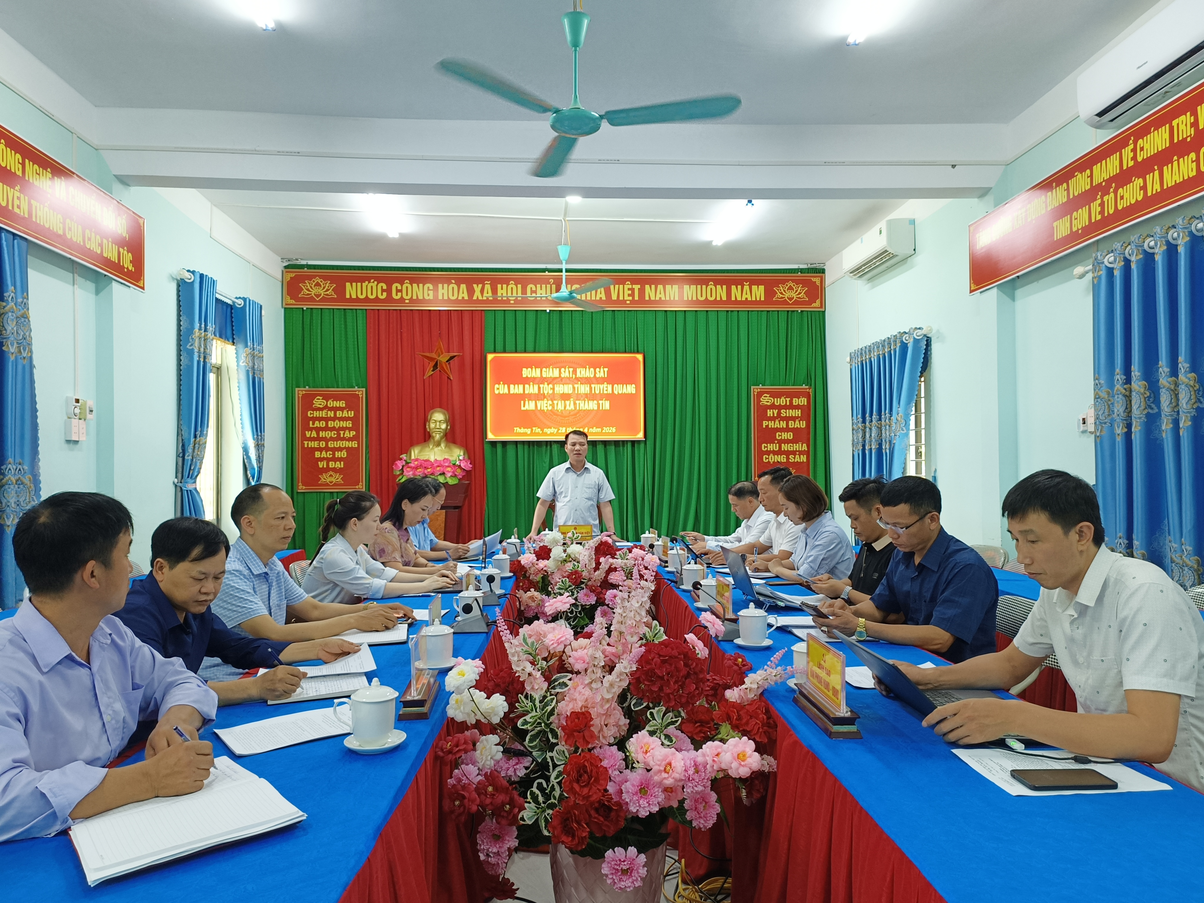 Đoàn giám sát, khảo sát của Ban Dân tộc Hội đồng nhân dân tỉnh làm việc tại xã Thàng Tín