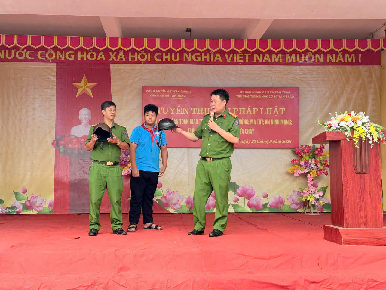 ĐỂ MỖI NGÀY ĐẾN TRƯỜNG LÀ MỘT NGÀY AN TOÀN