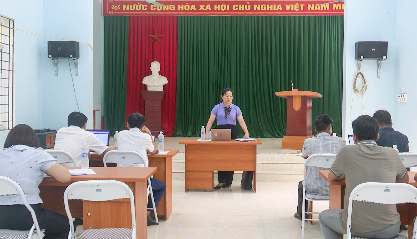 Thường trực UBND xã Quang Bình làm việc với thôn Khâu Làng