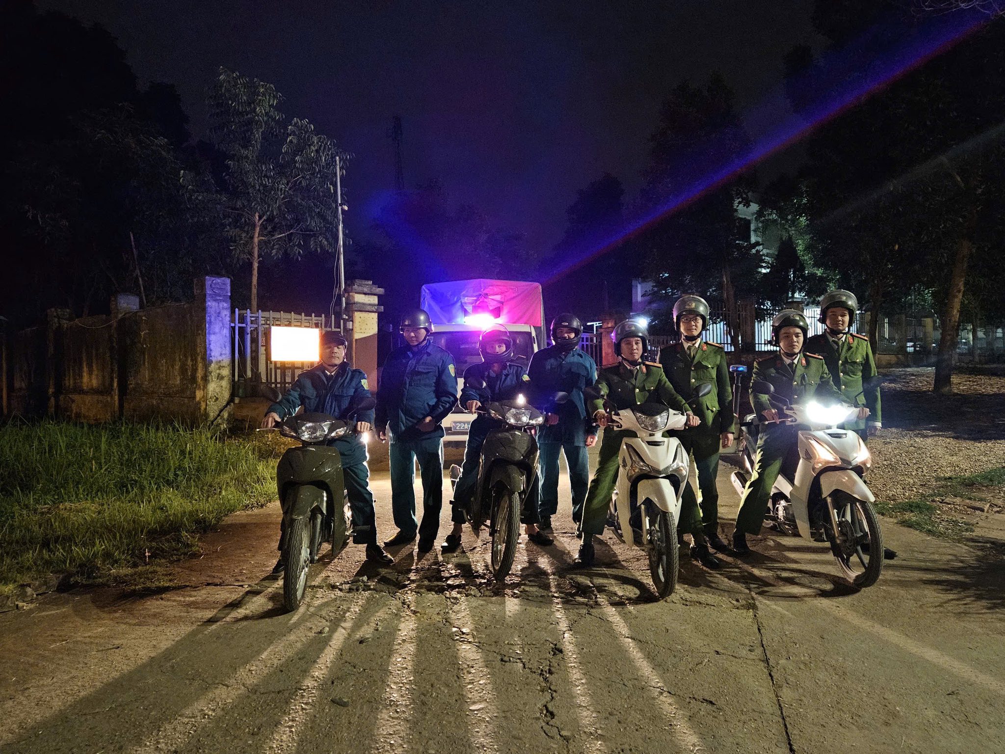 TIẾP TỤC THỰC HIỆN KẾ HOẠCH RA QUÂN TUẦN TRA BẢO ĐẢM ANTT DỊP TẾT DƯƠNG LỊCH 