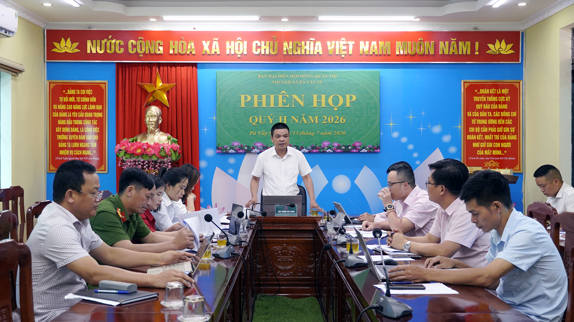 phi&ecirc;n họp qu&yacute; 2 NHCS (5).JPG