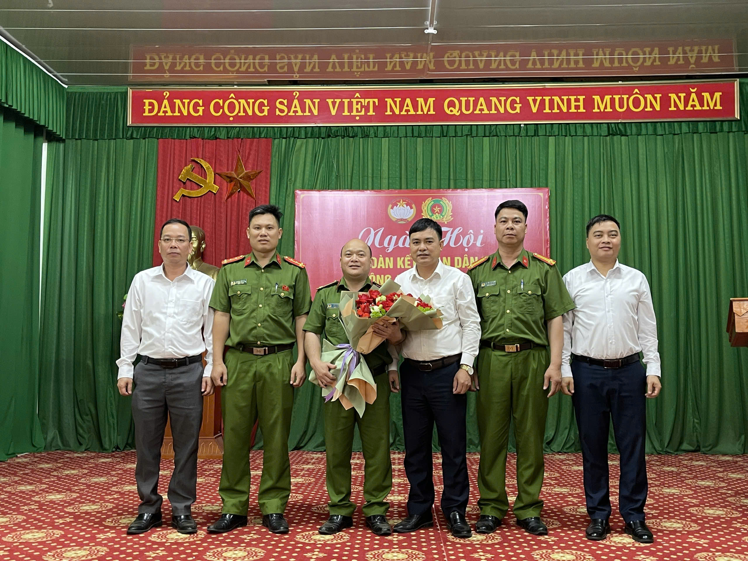 SÔI NỔI NGÀY HỘI ĐẠI ĐOÀN KẾT TOÀN DÂN TỘC NĂM 2025 TRÊN ĐỊA BÀN XÃ YÊN HOA