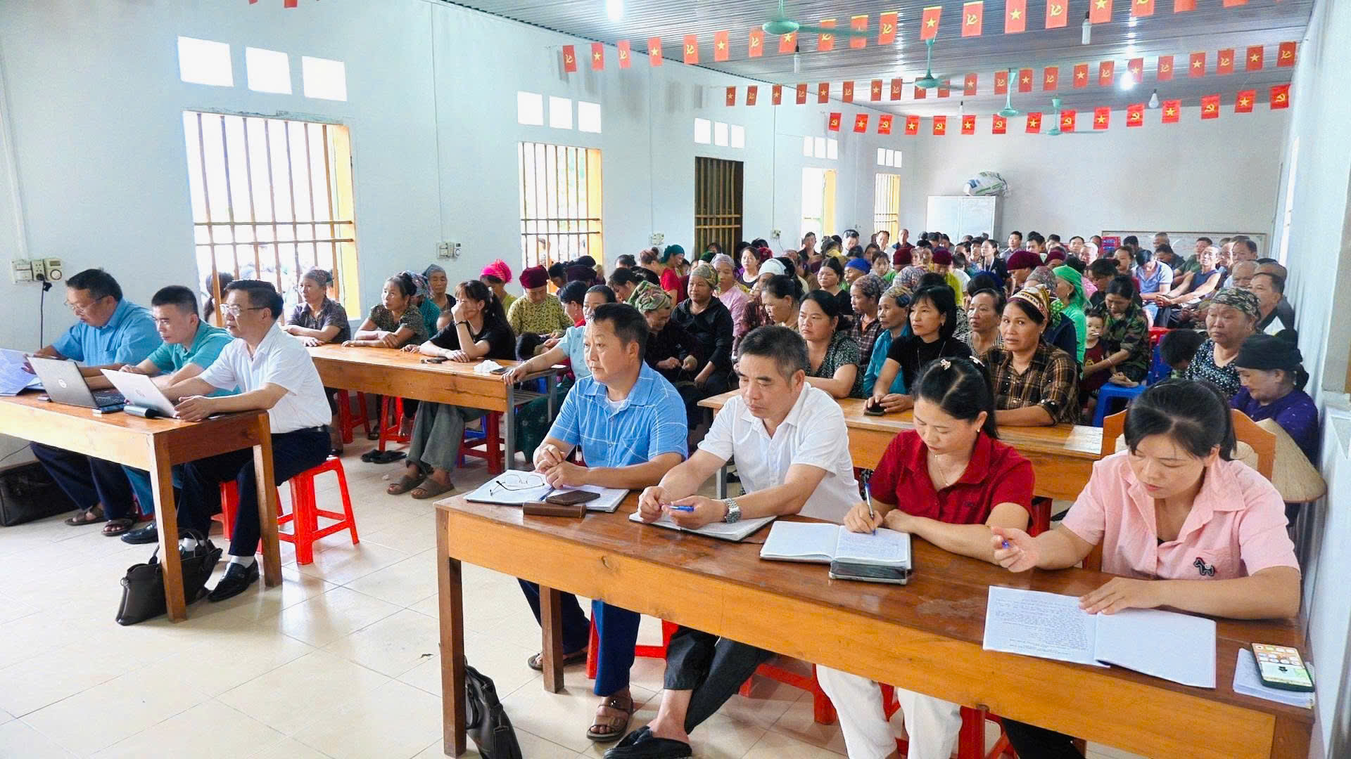 THÔN THỐNG NHẤT TỔ CHỨC HỌP THƯỜNG KỲ THÁNG 8 NĂM 2026