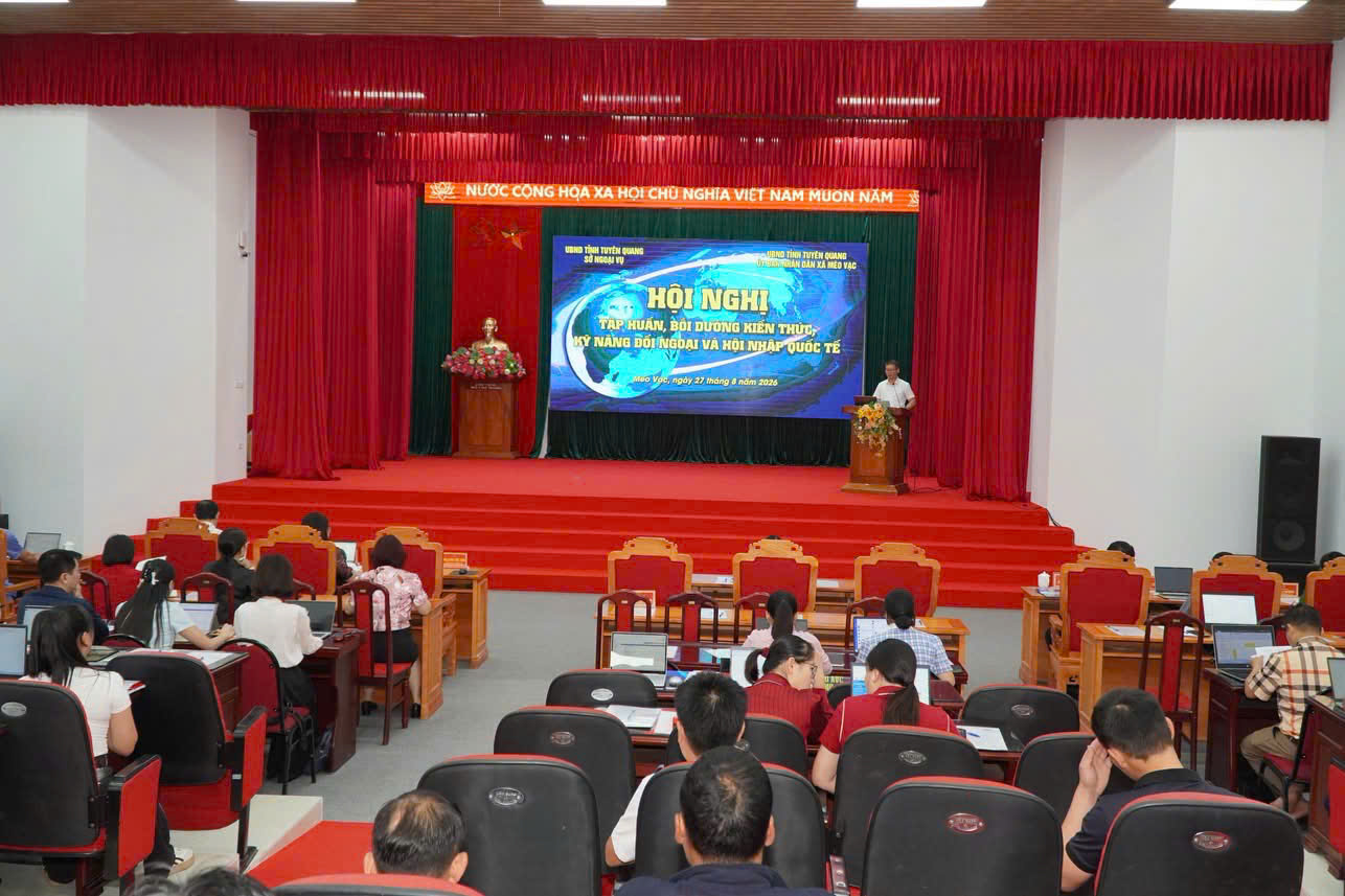 Hội nghị tập huấn, bồi dưỡng kiến thức, kỹ năng đối ngoại và hội nhập quốc tế