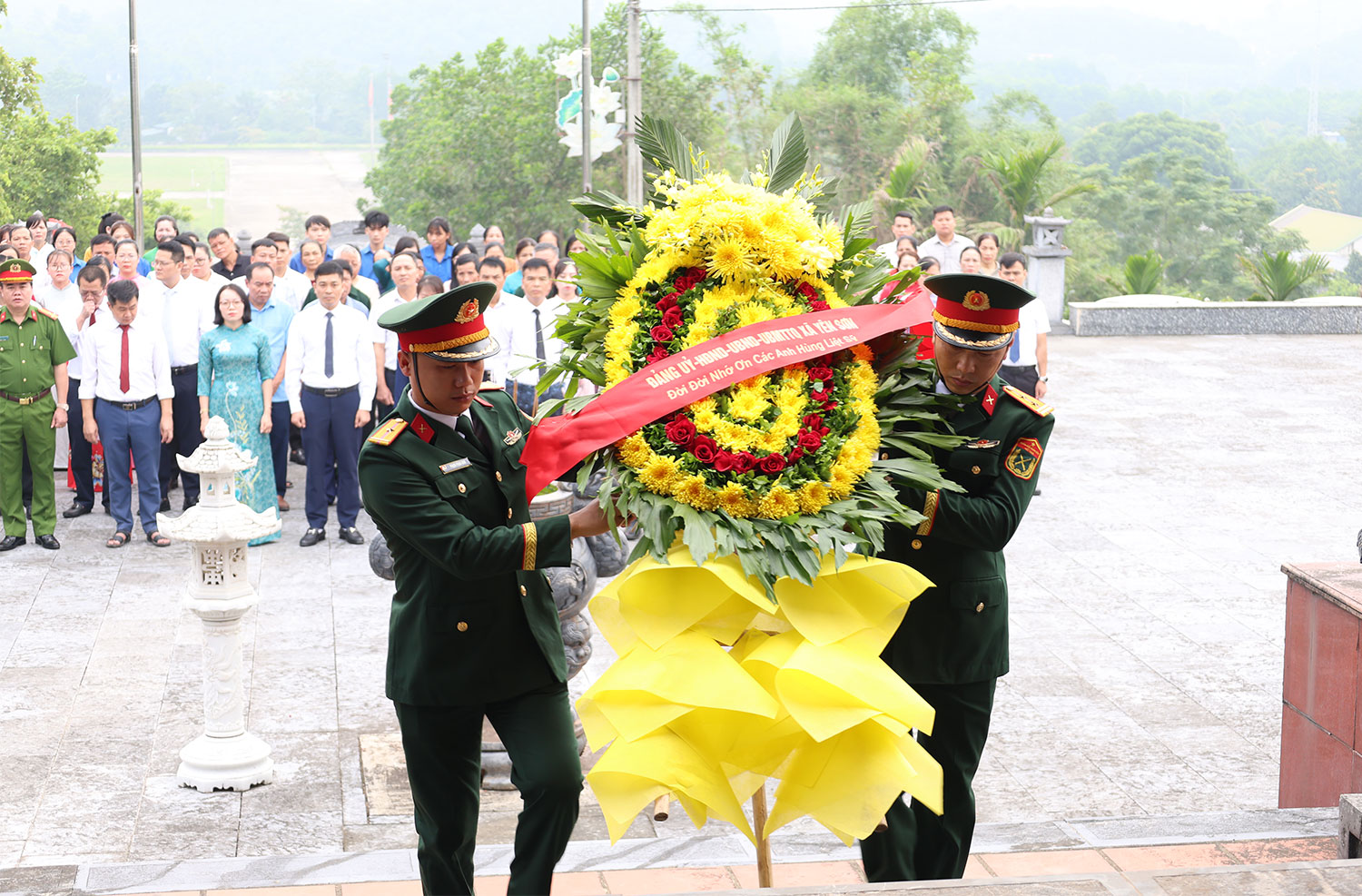xa-vieng-den-tho2.jpg