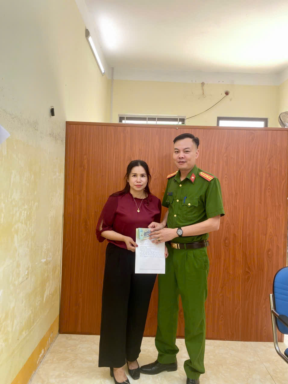 HỖ TRỢ TRAO TRẢ TÀI SẢN ĐÁNH RƠI TẠI PHƯỜNG HÀ GIANG 1