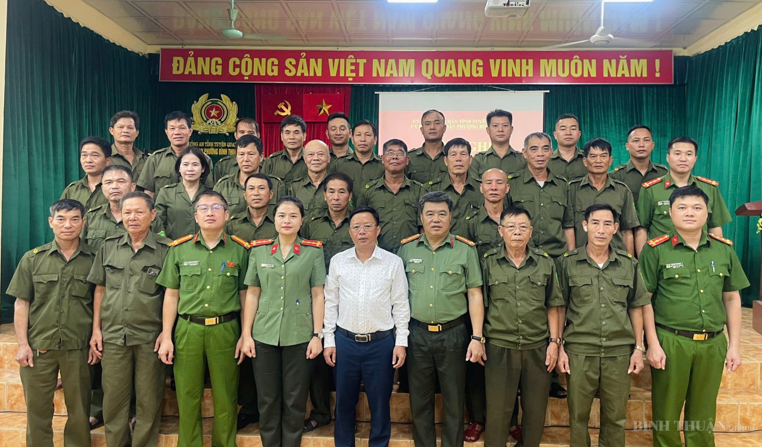 CÔNG AN PHƯỜNG BÌNH THUẬN TỔ CHỨC HỘI NGHỊ SƠ KẾT CÔNG TÁC CÔNG AN 6 THÁNG ĐẦU NĂM, TRIỂN KHAI NHIỆM VỤ 6 THÁNG CUỐI NĂM 2026
