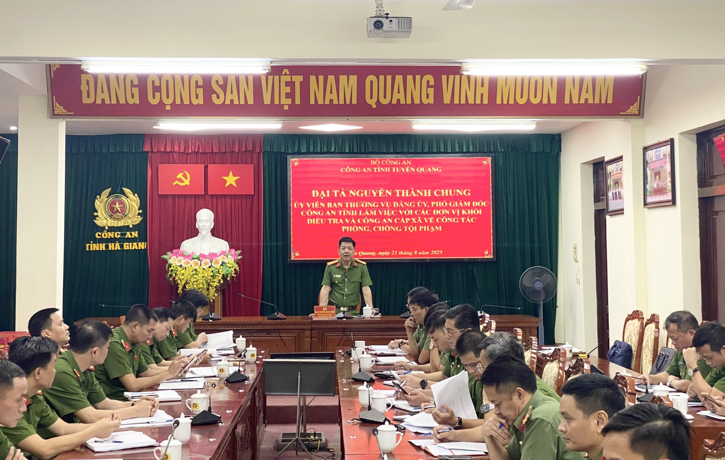 LÃNH ĐẠO CÔNG AN TỈNH KIỂM TRA CÁC ĐƠN VỊ SAU HỢP NHẤT, SÁP NHẬP