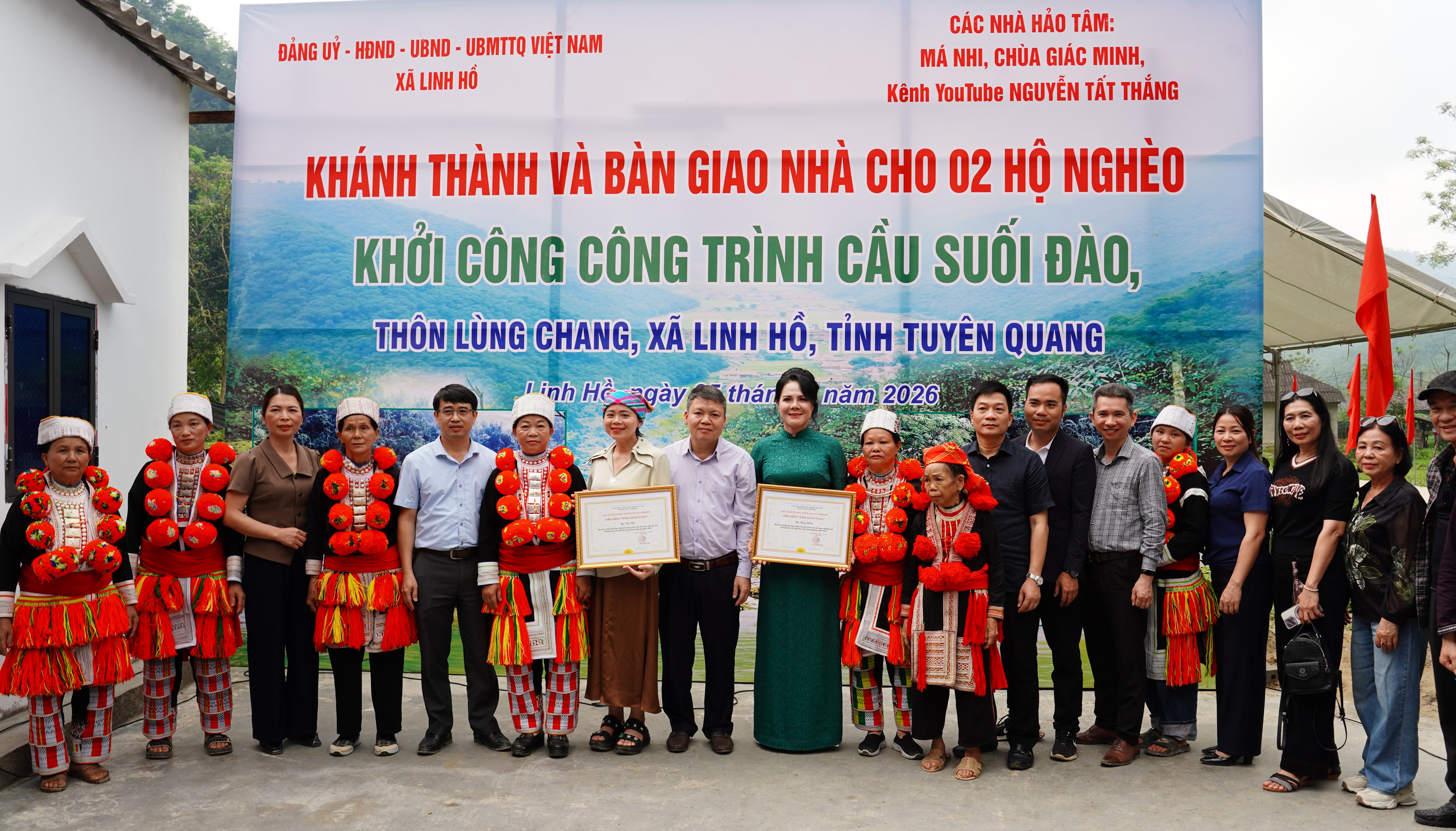 Kh&aacute;nh th&agrave;nh 9.JPG