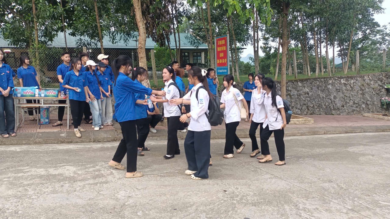 XÃ XUÂN VÂN CHUNG TAY BẢO ĐẢM KỲ THI TỐT NGHIỆP THPT NĂM 2026 AN TOÀN, NGHIÊM TÚC   