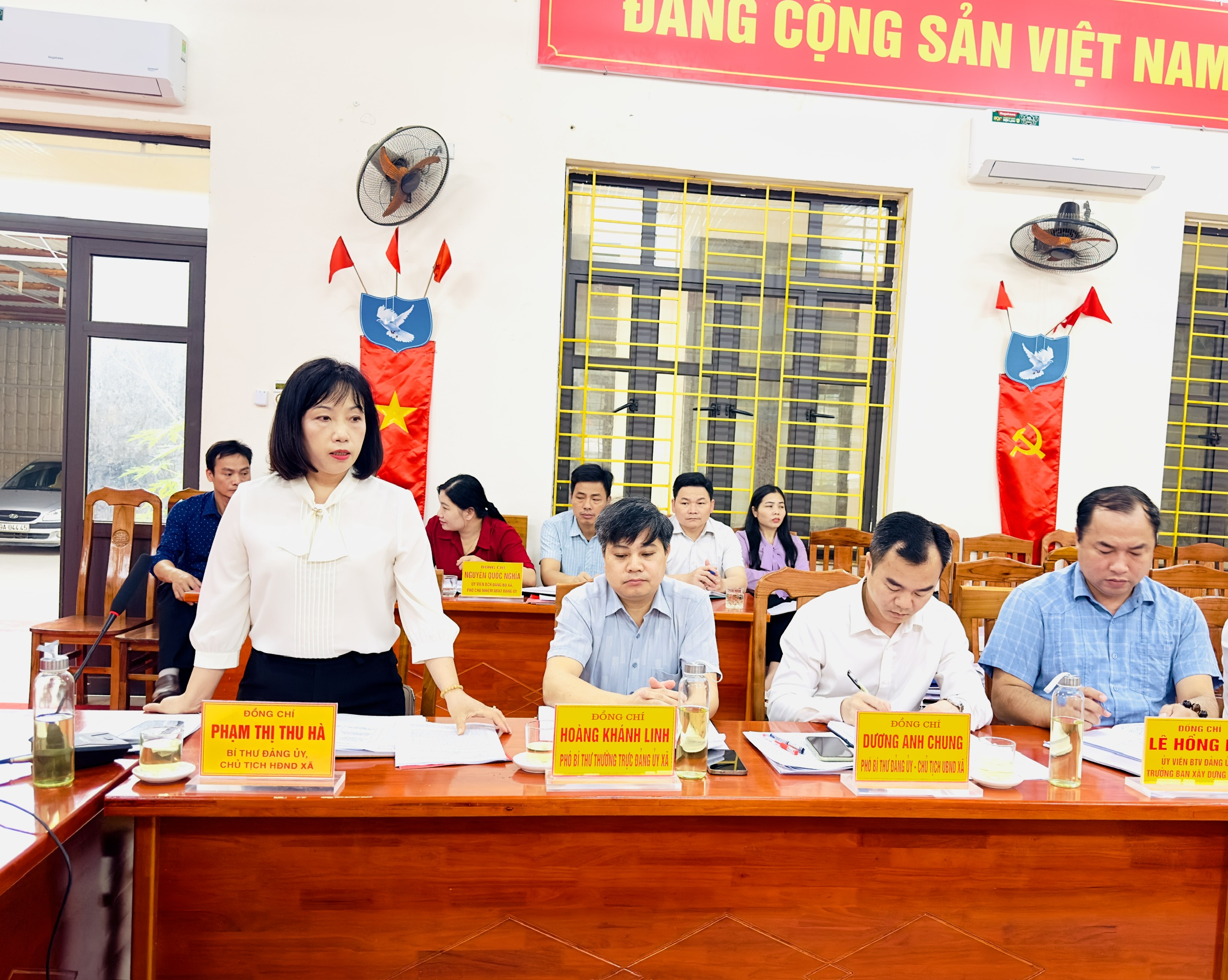 ĐOÀN GIÁM SÁT TỈNH ỦY TUYÊN QUANG LÀM VIỆC VỚI BTV ĐẢNG ỦY XÃ PHÚ LƯƠNG