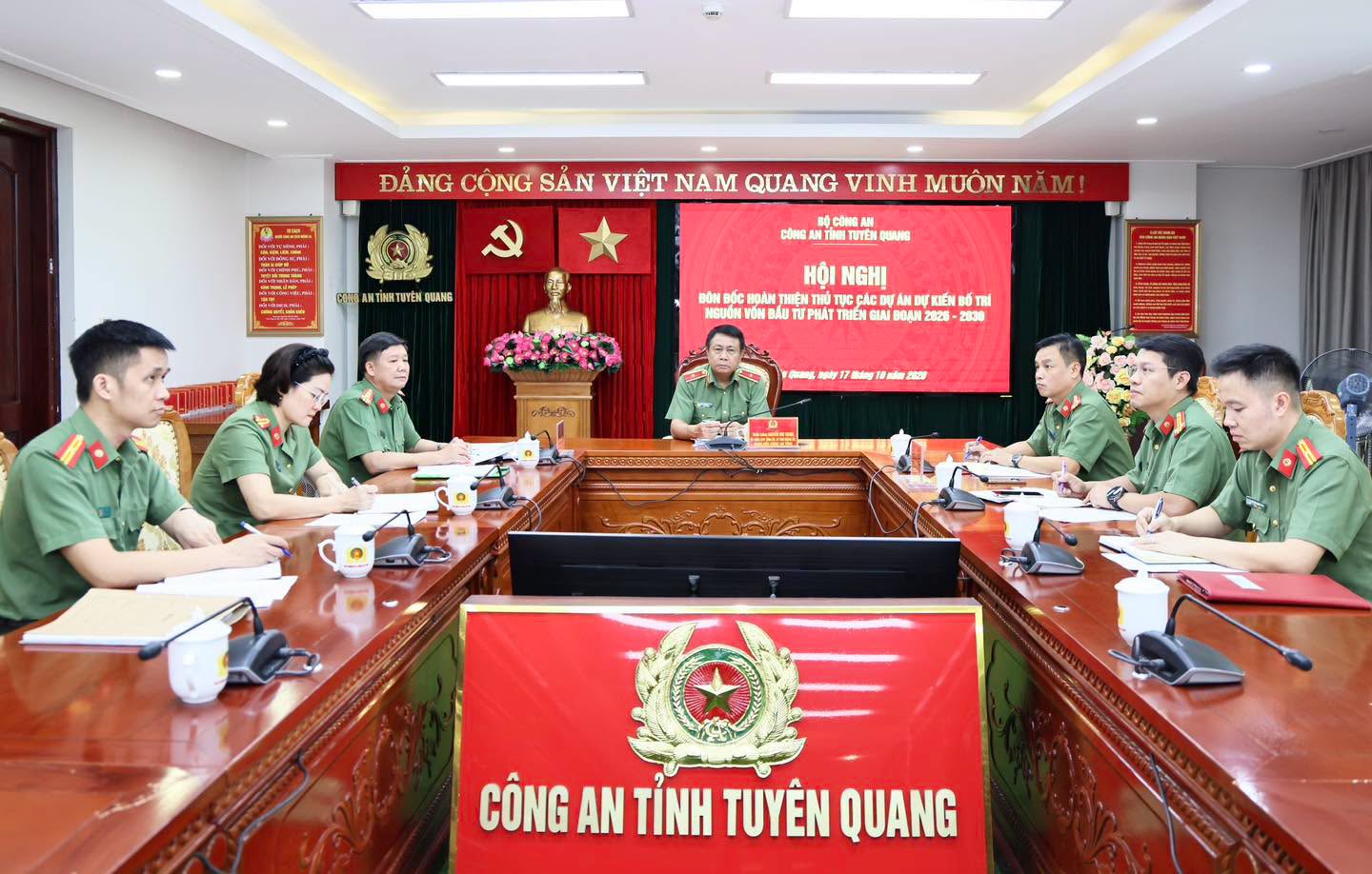 ĐẨY NHANH TIẾN ĐỘ HOÀN THIỆN THỦ TỤC CÁC DỰ ÁN ĐẦU TƯ GIAI ĐOẠN 2026 - 2030