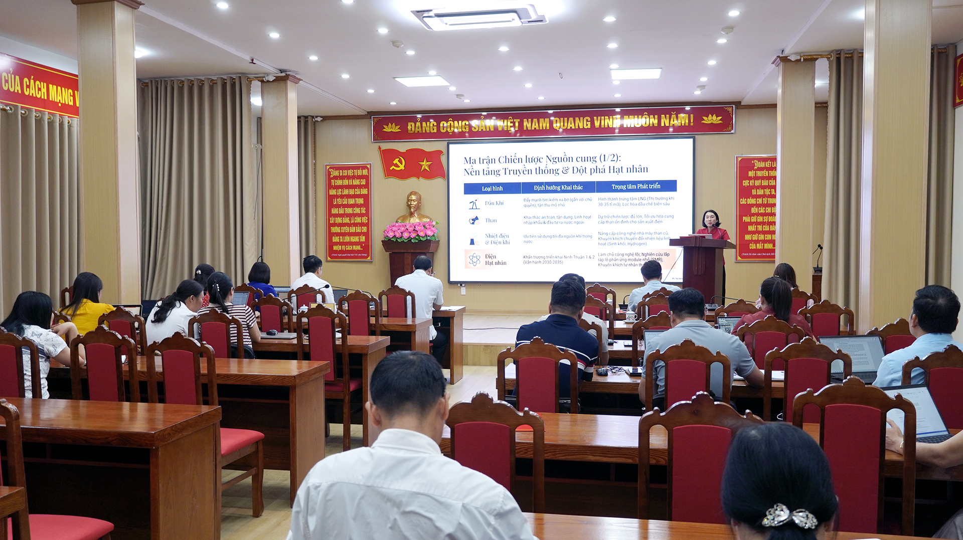 HN b&aacute;o c&aacute;o vi&ecirc;n qu&yacute; 2 (5).JPG