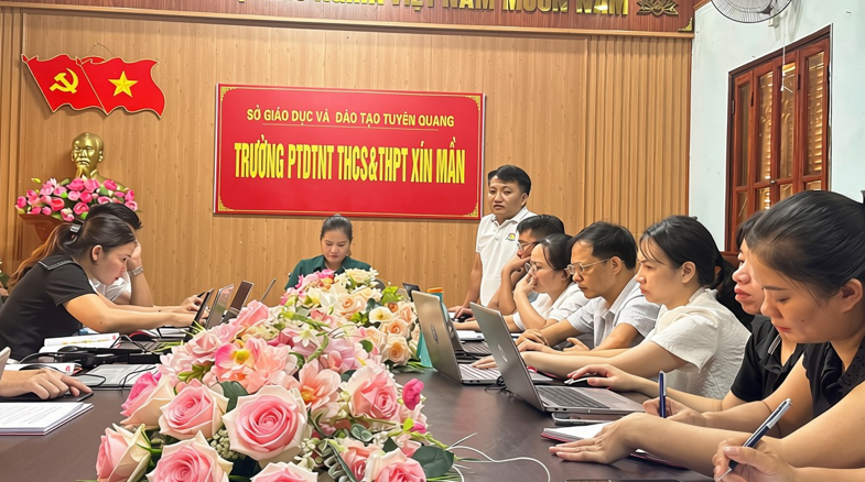 nội trú 3.png