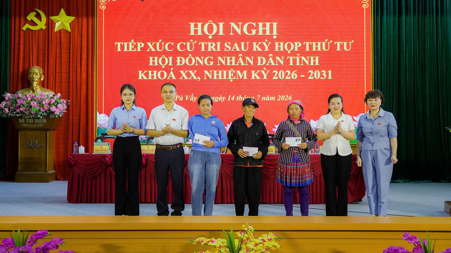 tiếp xúc cử tri sau KH thứ 4 (1).jpg